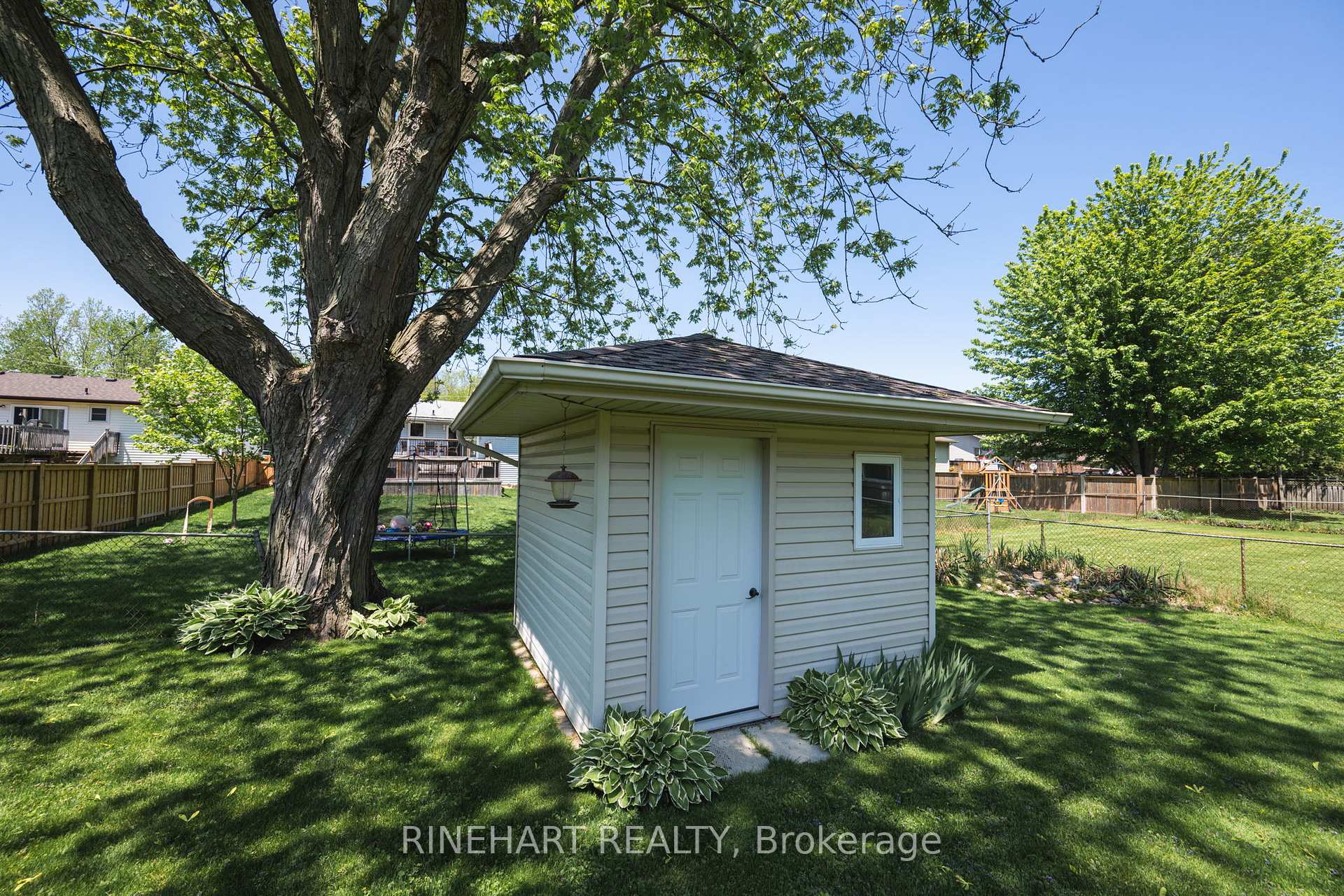 Photo 12 of 221A Main Street, West Elgin, West Lorne — HOMEH