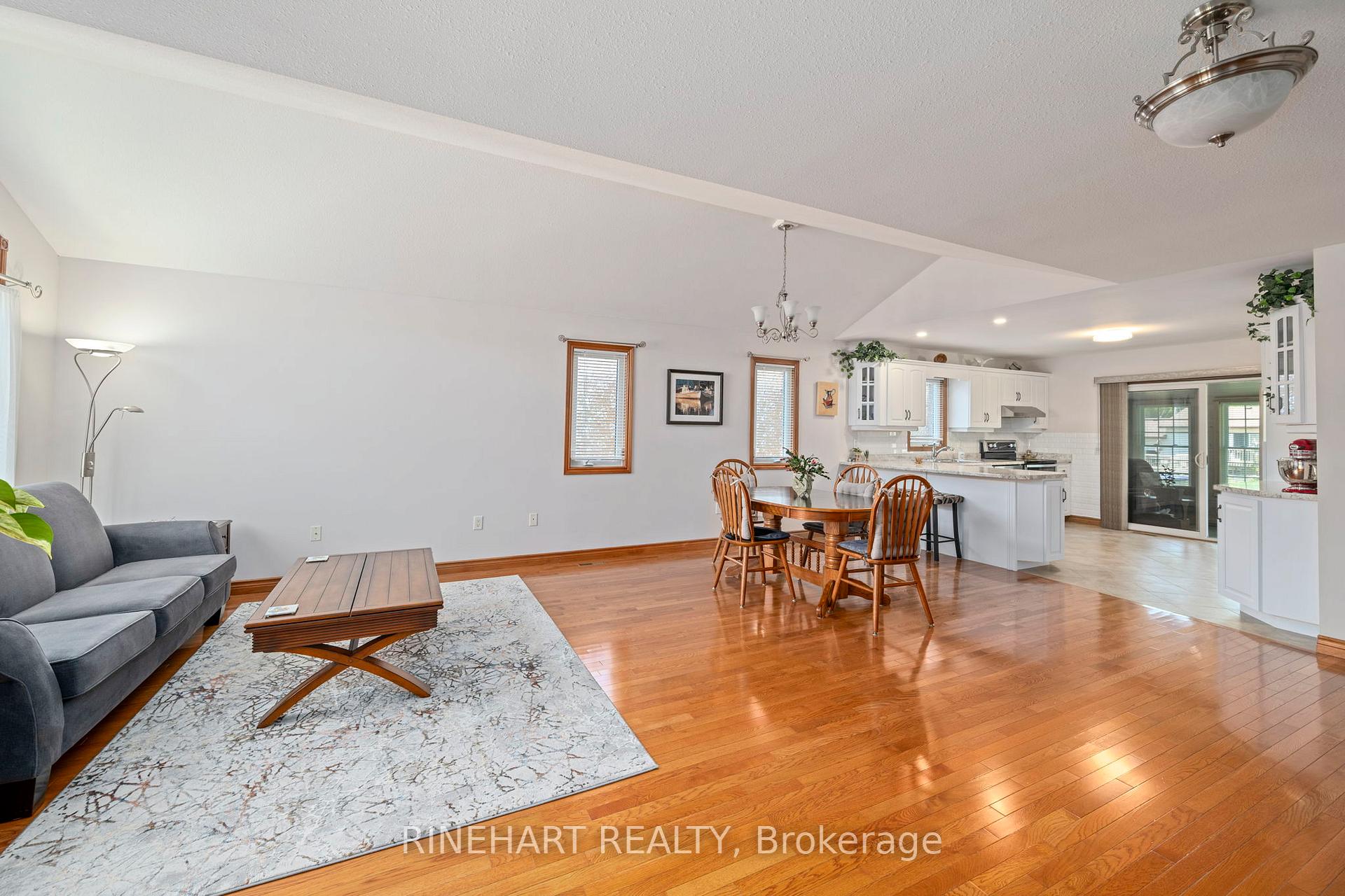 Photo 15 of 221A Main Street, West Elgin, West Lorne — HOMEH