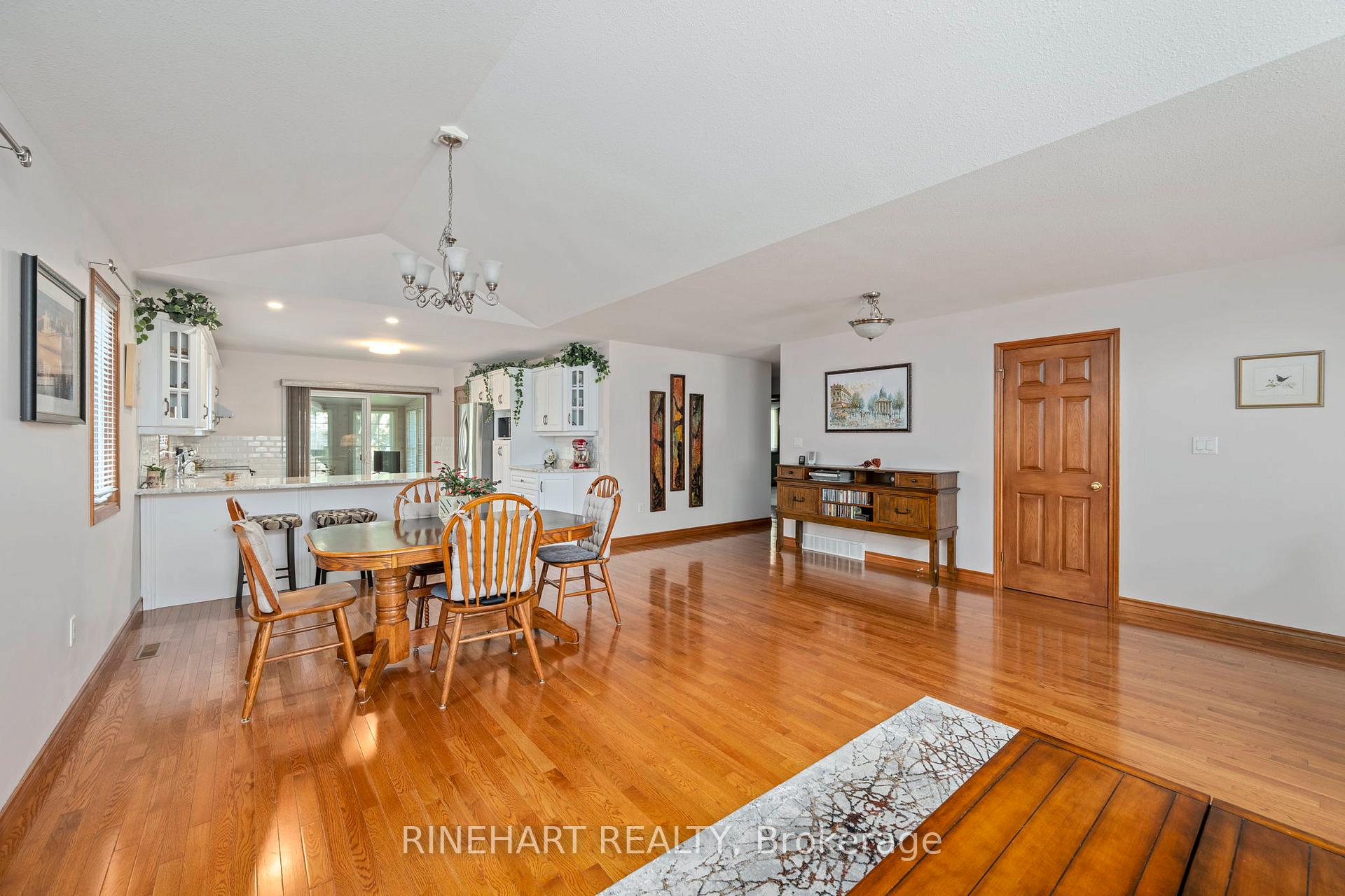 Photo 16 of 221A Main Street, West Elgin, West Lorne — HOMEH