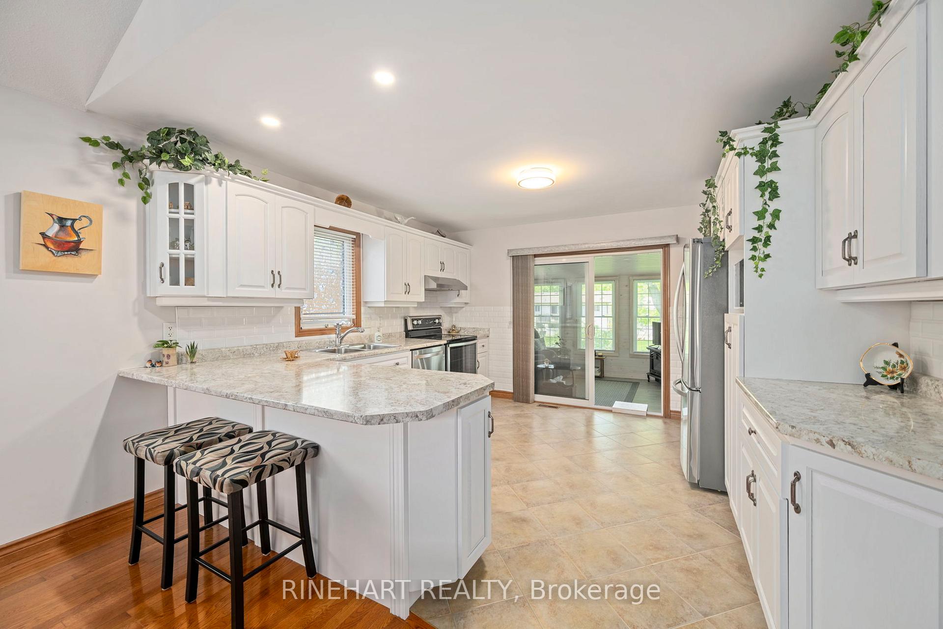 Photo 17 of 221A Main Street, West Elgin, West Lorne — HOMEH