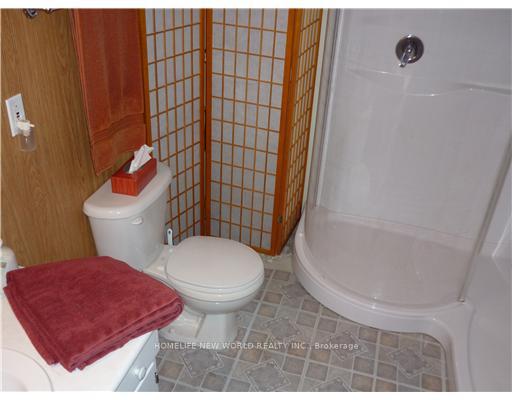 Photo 11 of 140 Alvin Street, Waterloo, Lincoln Heights — HOMEH