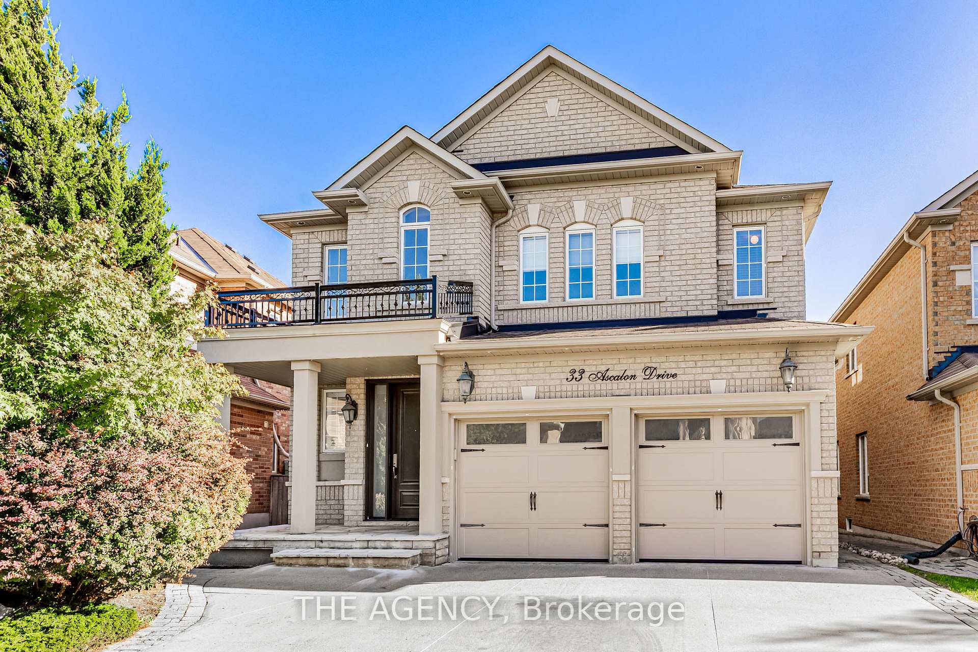 Photo 1 of 33 Ascalon Drive, Vaughan, Patterson — HOMEH