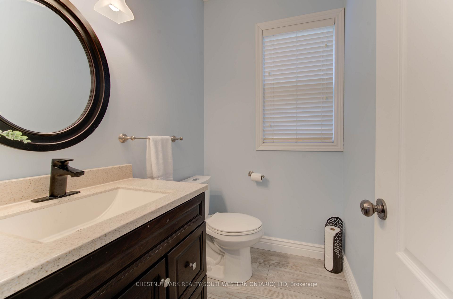Photo 6 of 644 Frieburg Drive, Waterloo — HOMEH