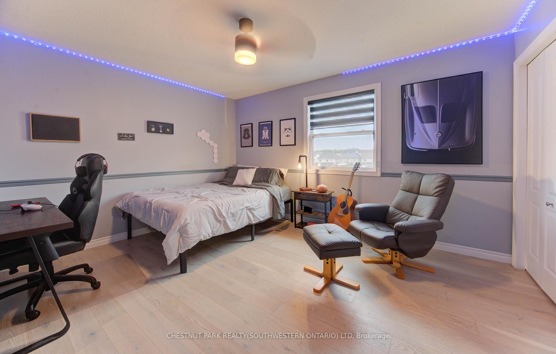 Photo 25 of 644 Frieburg Drive, Waterloo — HOMEH