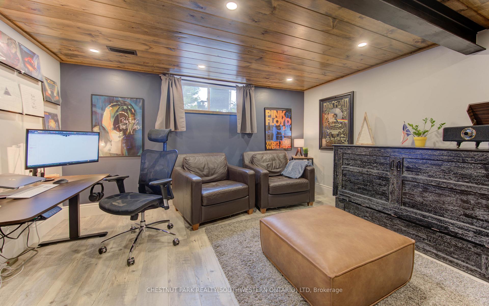 Photo 38 of 644 Frieburg Drive, Waterloo — HOMEH