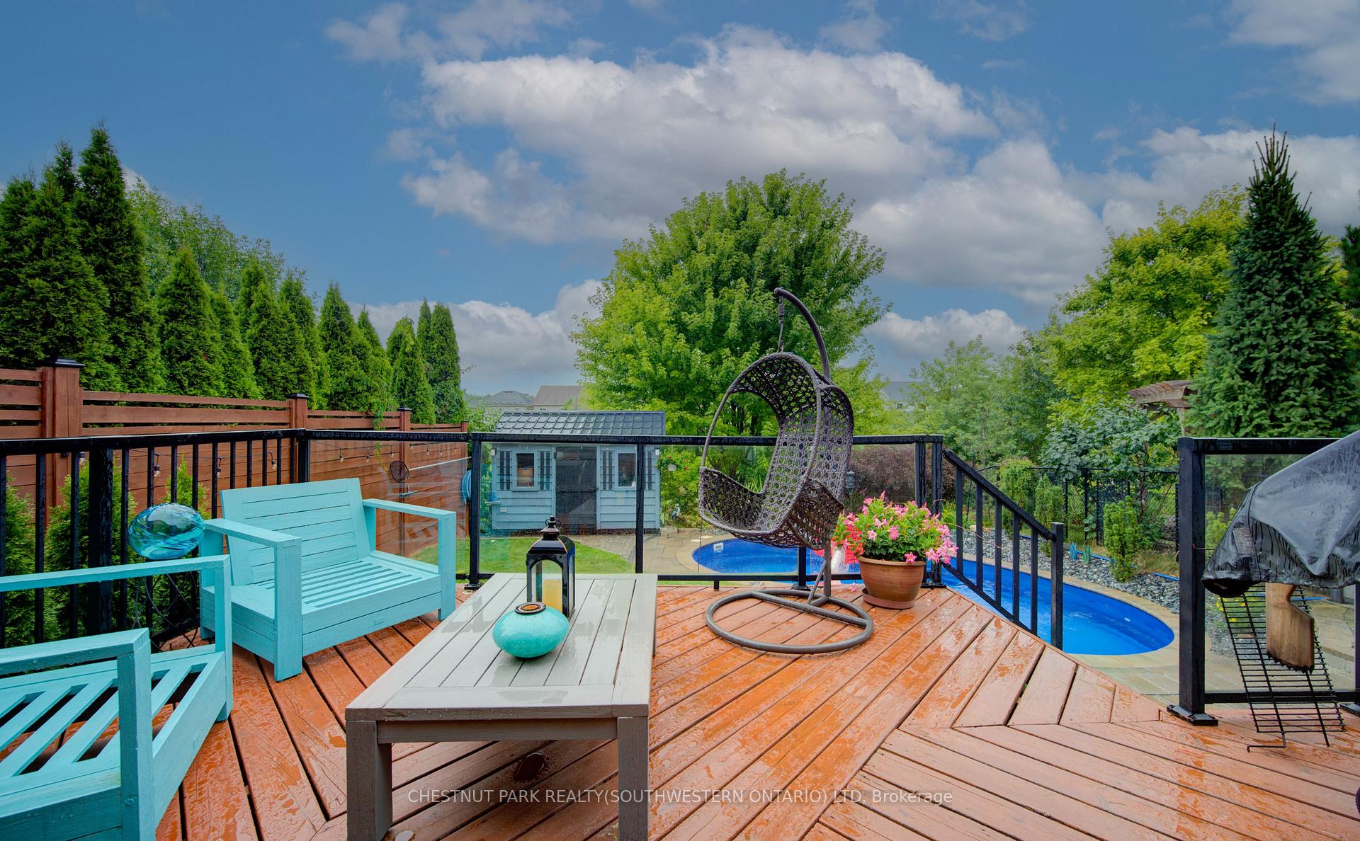 Photo 43 of 644 Frieburg Drive, Waterloo — HOMEH