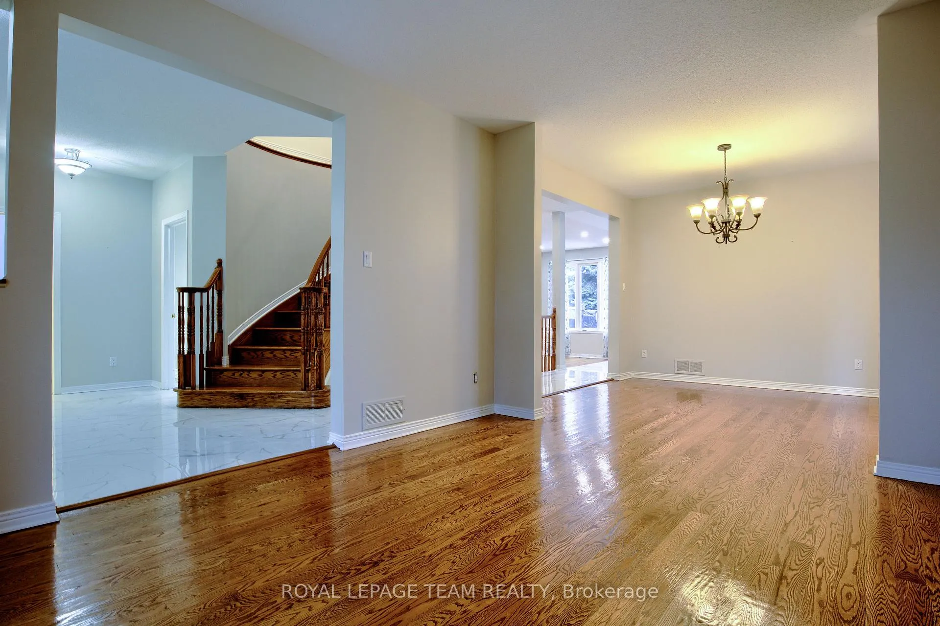 Photo 6 of 45 Boulder Way, Ottawa, Barrhaven - Longfields — HOMEH
