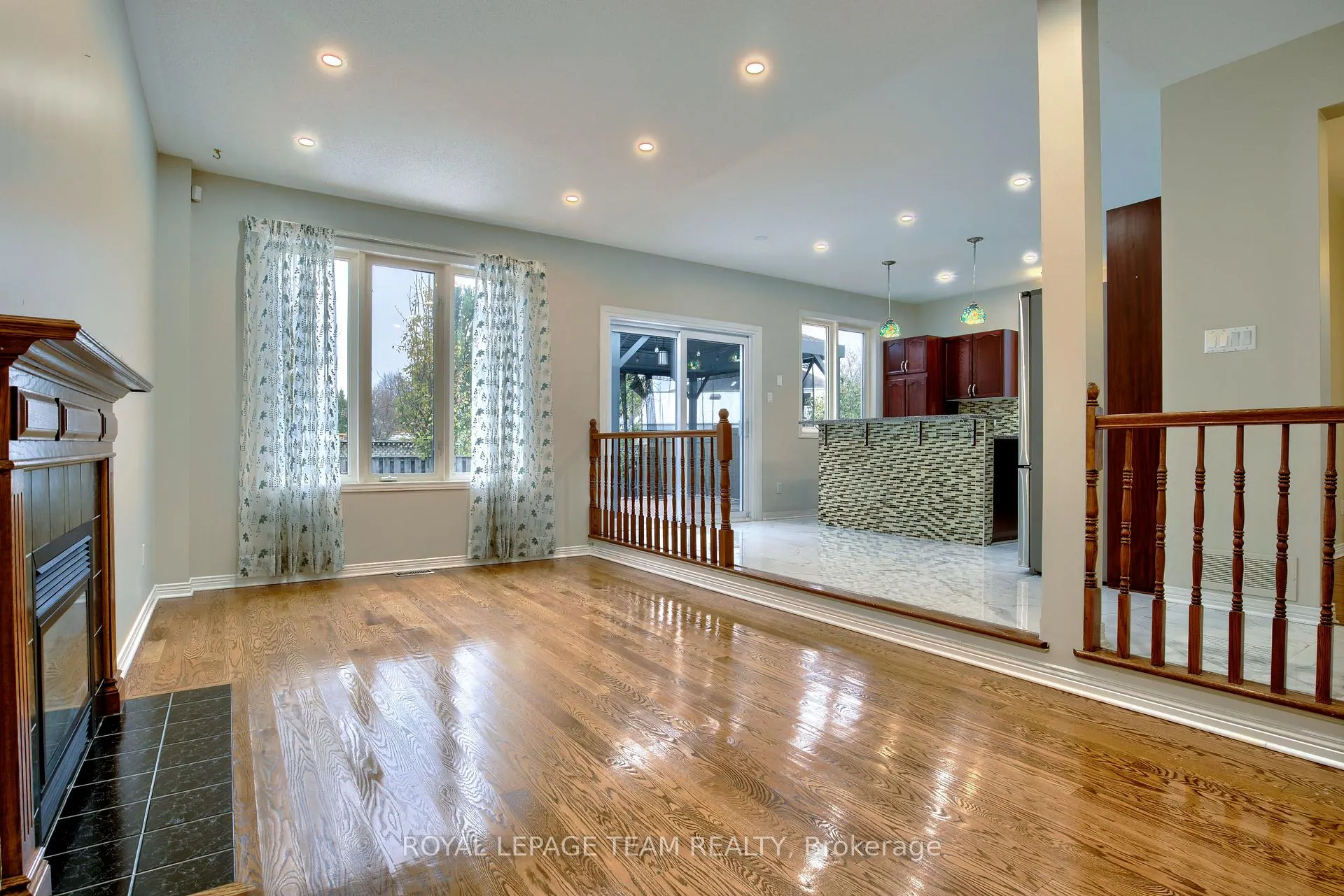 Photo 15 of 45 Boulder Way, Ottawa, Barrhaven - Longfields — HOMEH