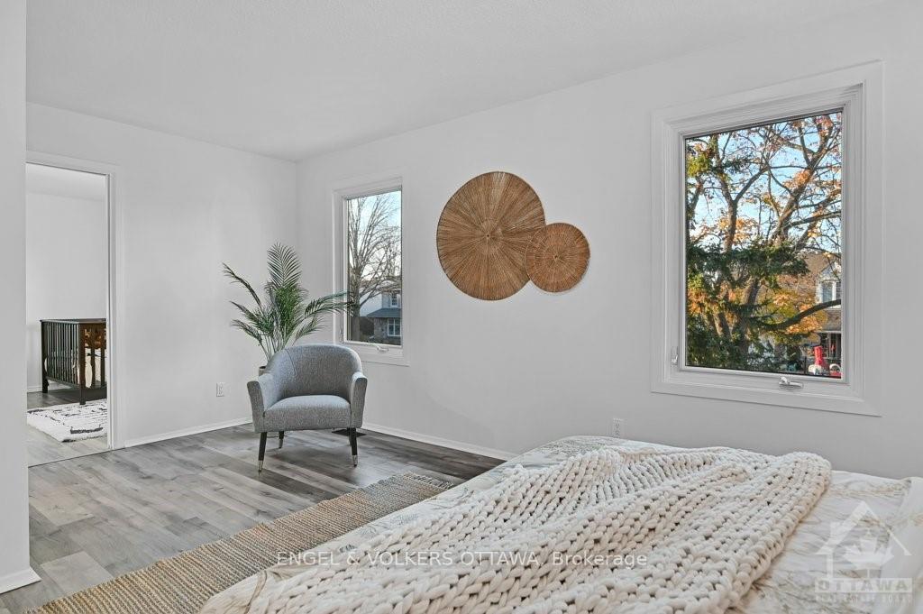 Photo 12 of 2123 Grafton Crescent, Ottawa, Beacon Hill North — HOMEH