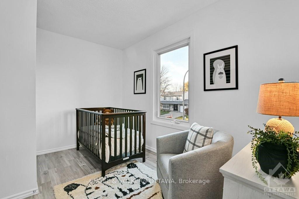 Photo 17 of 2123 Grafton Crescent, Ottawa, Beacon Hill North — HOMEH