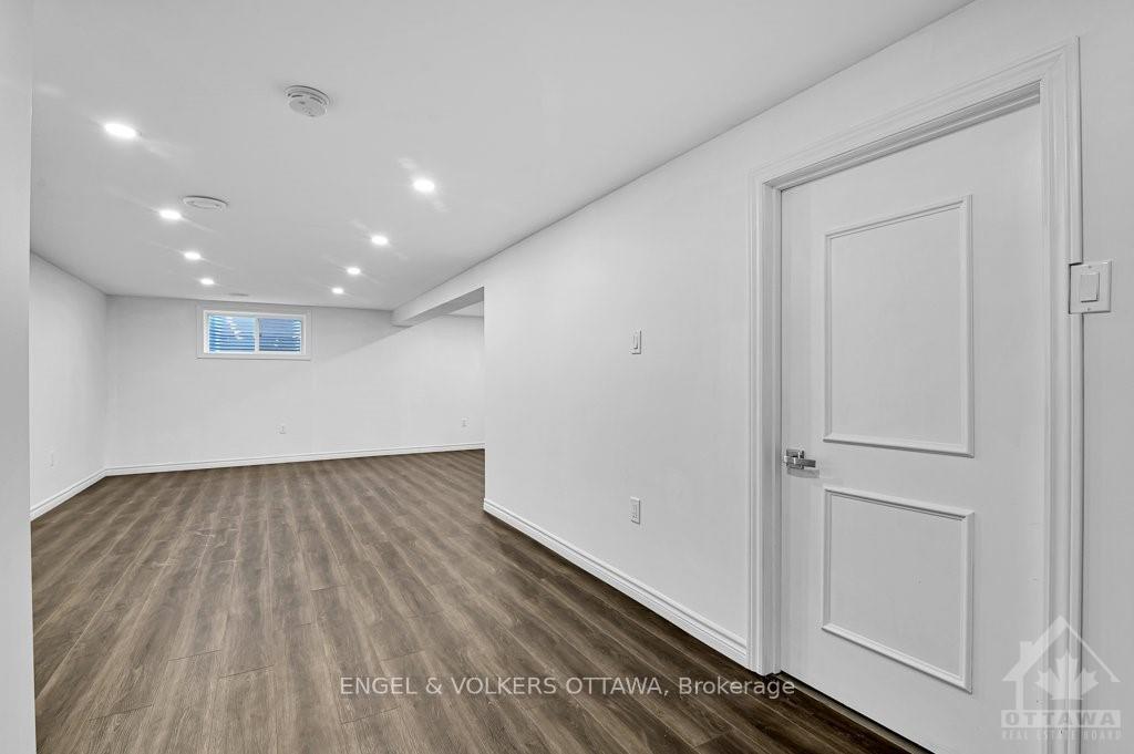 Photo 20 of 2123 Grafton Crescent, Ottawa, Beacon Hill North — HOMEH