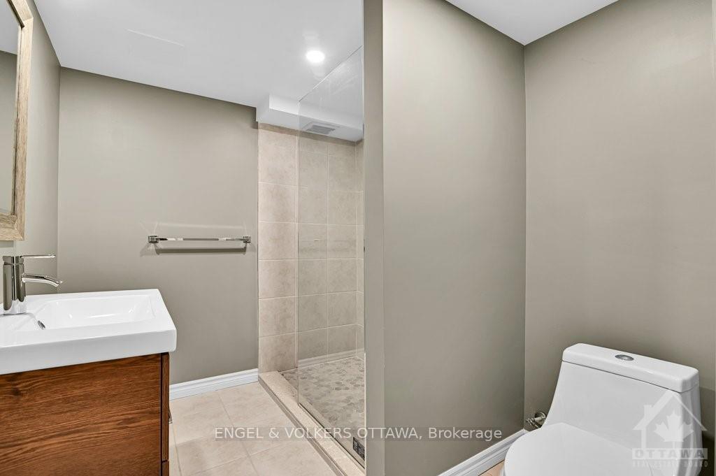 Photo 25 of 2123 Grafton Crescent, Ottawa, Beacon Hill North — HOMEH