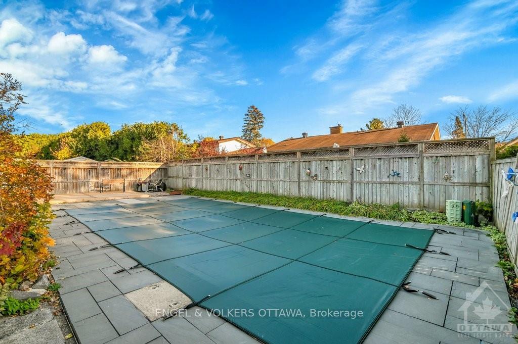 Photo 28 of 2123 Grafton Crescent, Ottawa, Beacon Hill North — HOMEH