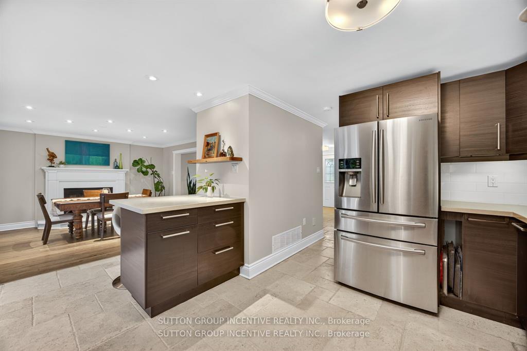 Photo 12 of 87 Irwin Drive, Barrie, Northwest — HOMEH