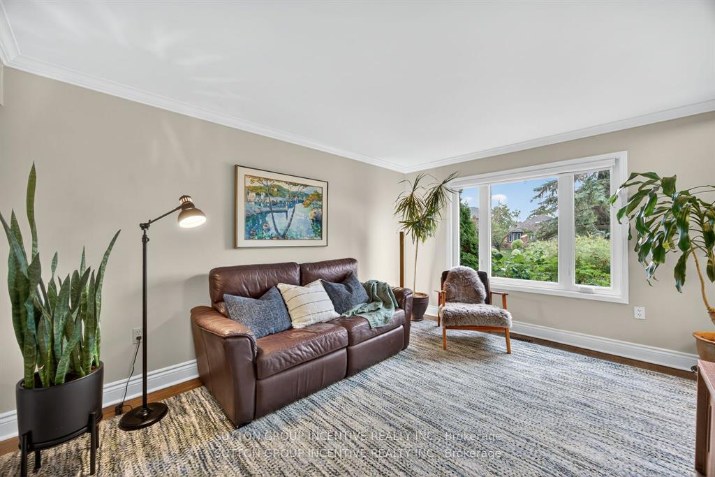 Photo 15 of 87 Irwin Drive, Barrie, Northwest — HOMEH