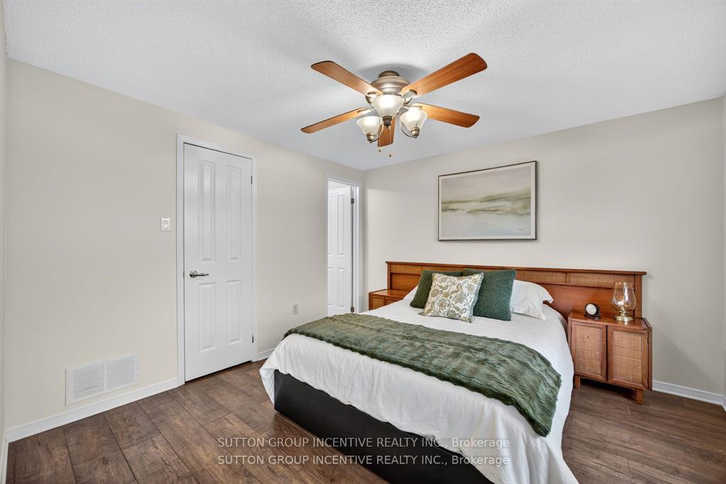 Photo 21 of 87 Irwin Drive, Barrie, Northwest — HOMEH