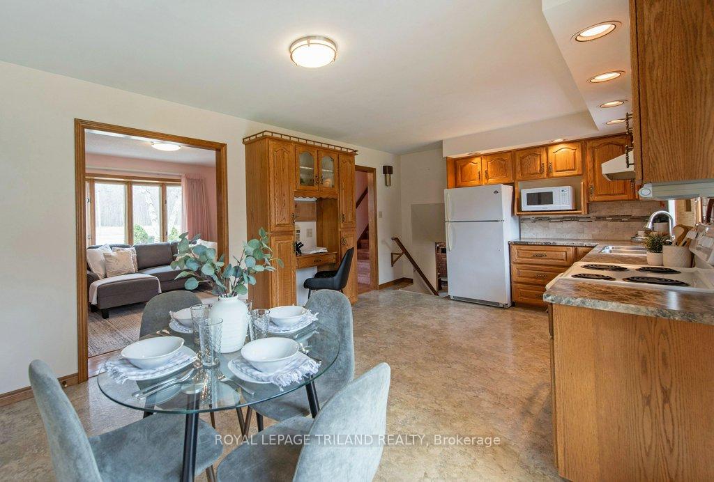 Photo 13 of 9678 Graham Road, West Elgin, Eagle — HOMEH