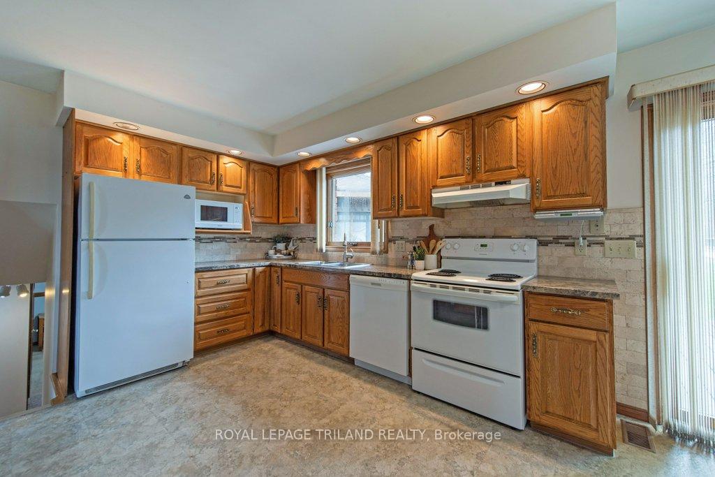 Photo 14 of 9678 Graham Road, West Elgin, Eagle — HOMEH