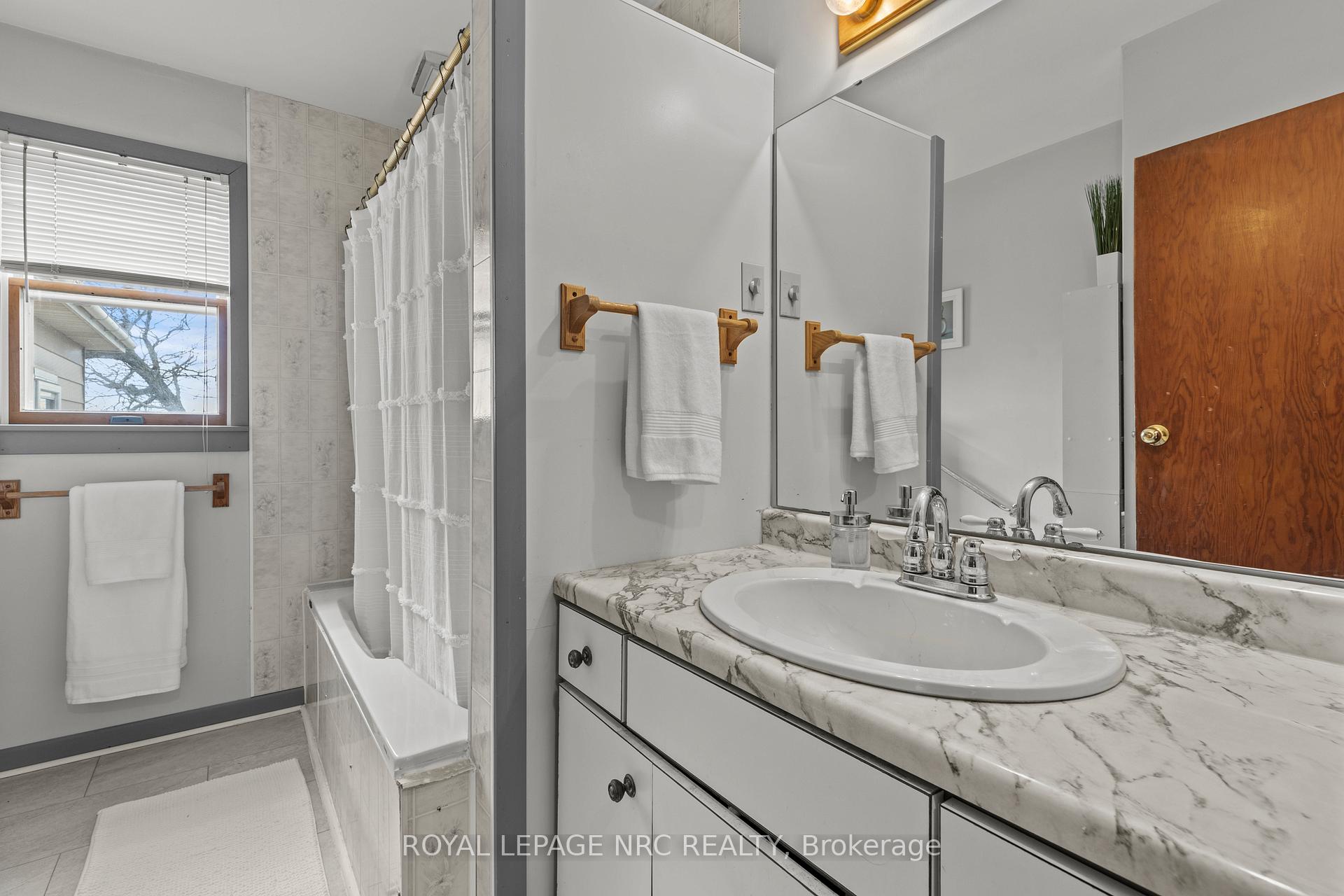 Photo 9 of 11278 Golf Course Road, Wainfleet, Marshville/Winger — HOMEH