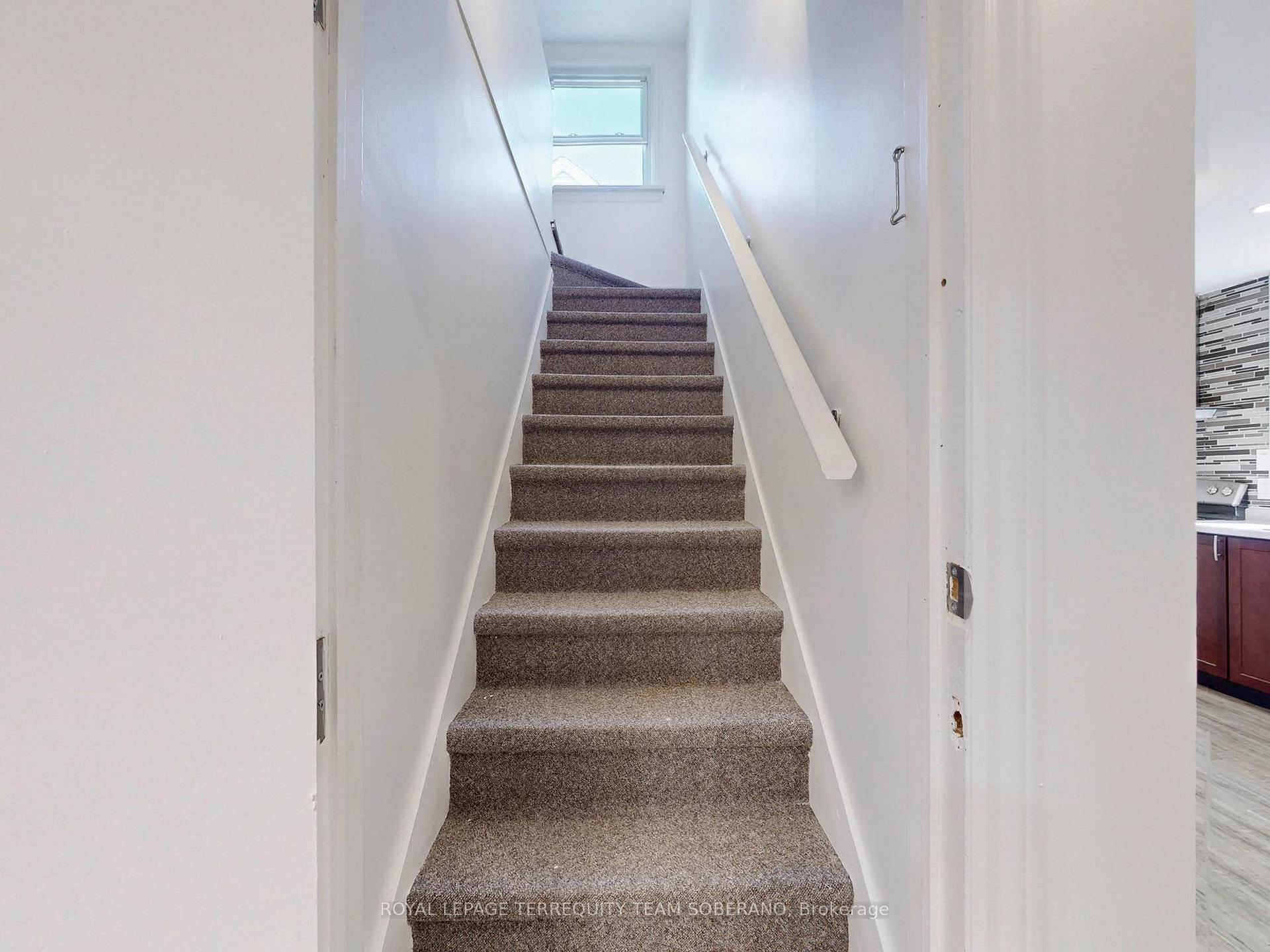 Photo 18 of 13 Roslin Avenue N, Waterloo, Downtown Waterloo — HOMEH