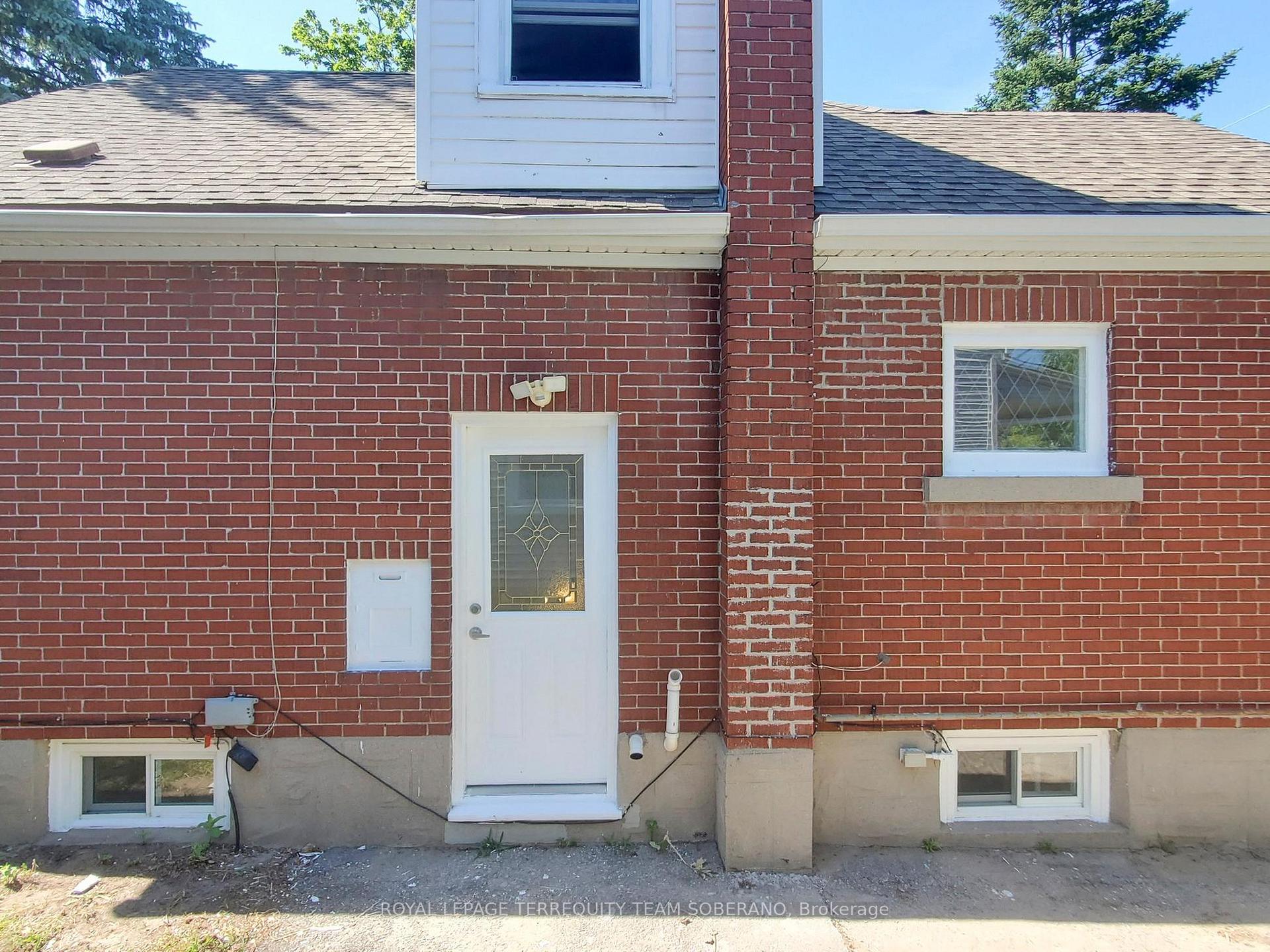 Photo 39 of 13 Roslin Avenue N, Waterloo, Downtown Waterloo — HOMEH