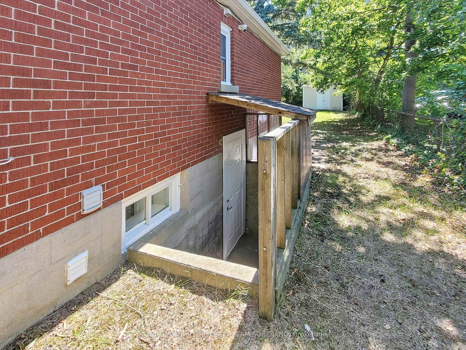Photo 40 of 13 Roslin Avenue N, Waterloo, Downtown Waterloo — HOMEH