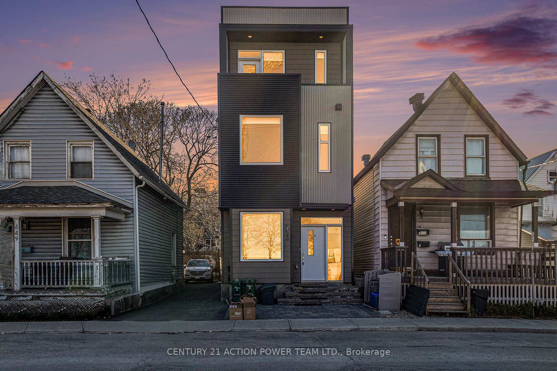 Photo 2 of Unit C, 453 Booth Street, Ottawa, West Centre Town — HOMEH