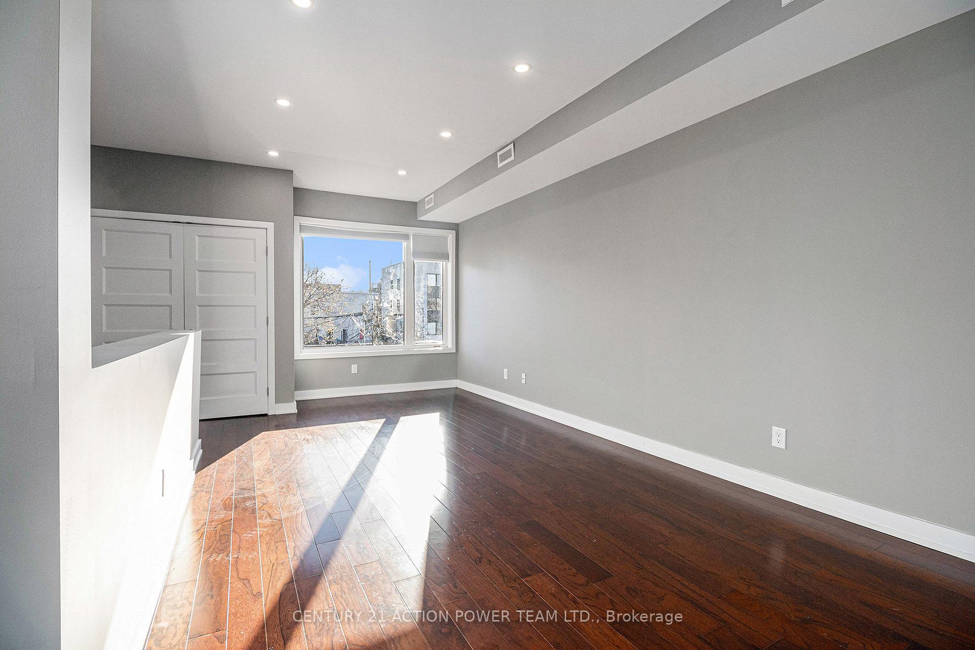 Photo 6 of Unit C, 453 Booth Street, Ottawa, West Centre Town — HOMEH