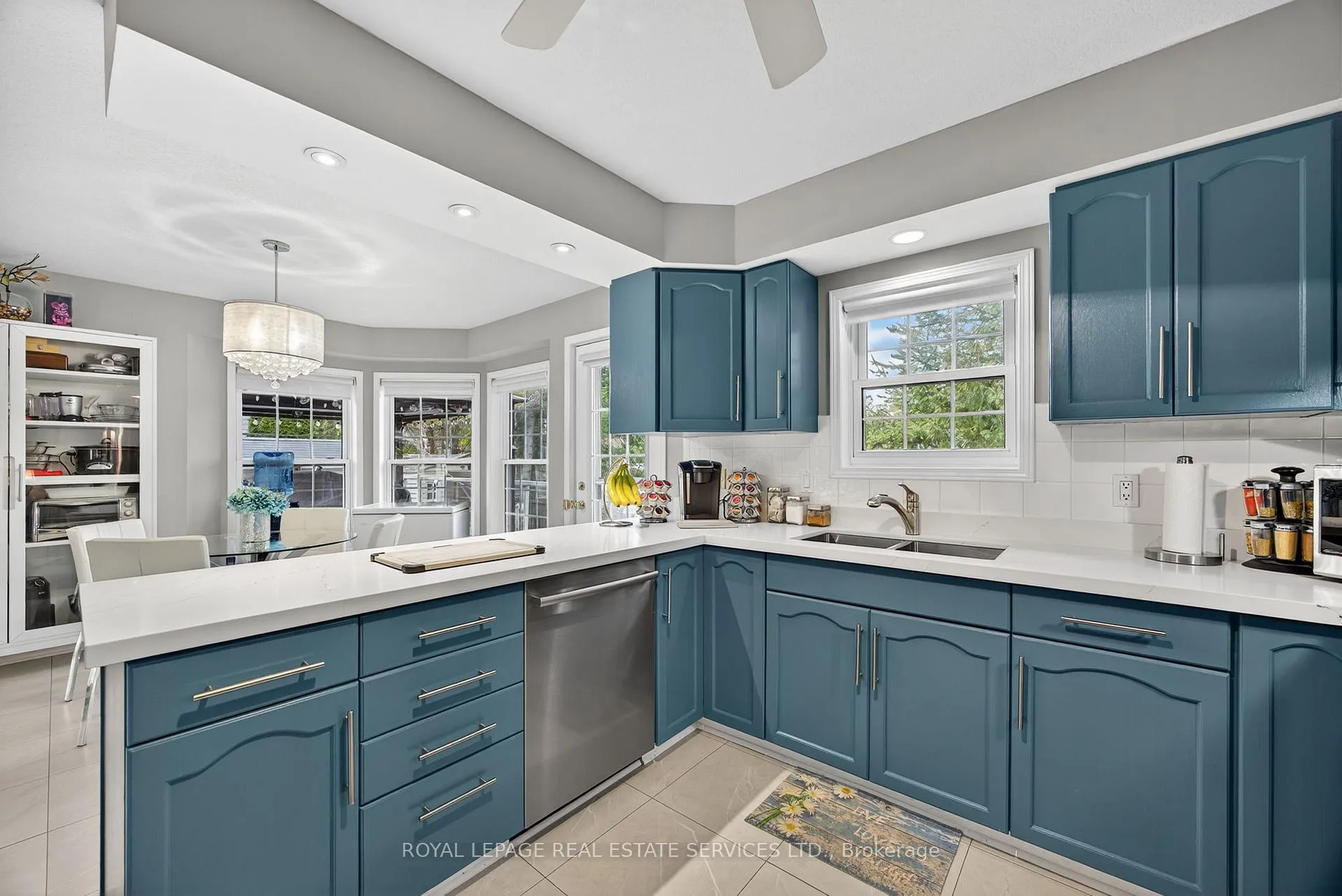 Photo 13 of 24 Topaz Street, Wasaga Beach — HOMEH