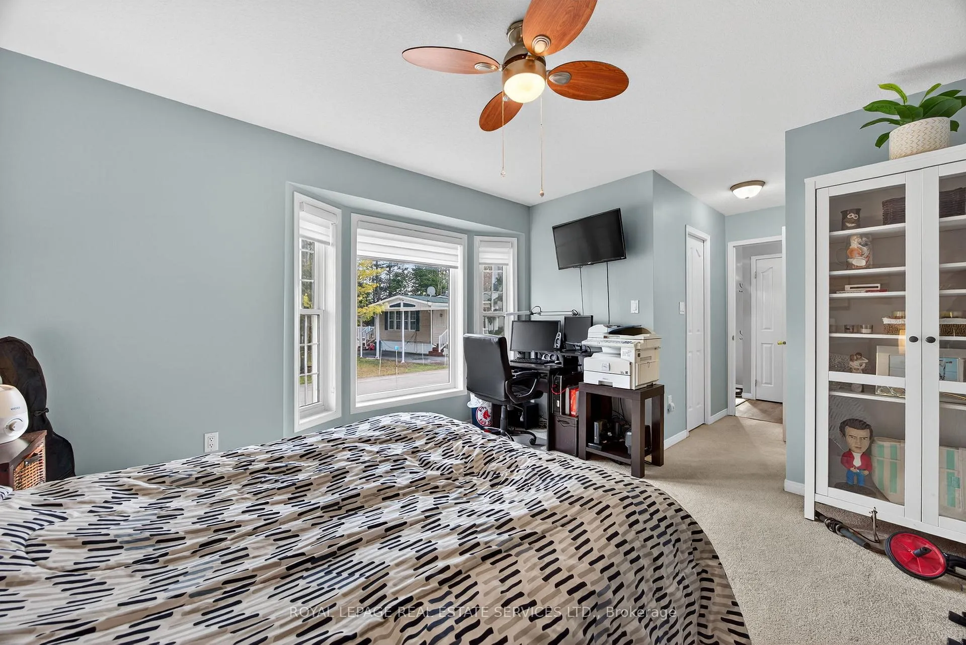 Photo 16 of 24 Topaz Street, Wasaga Beach — HOMEH