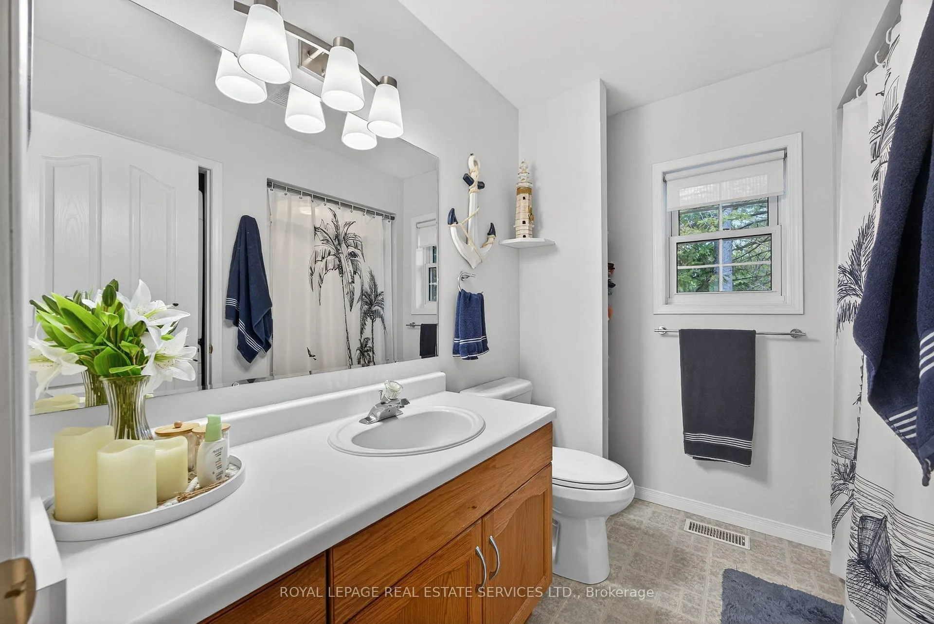 Photo 20 of 24 Topaz Street, Wasaga Beach — HOMEH