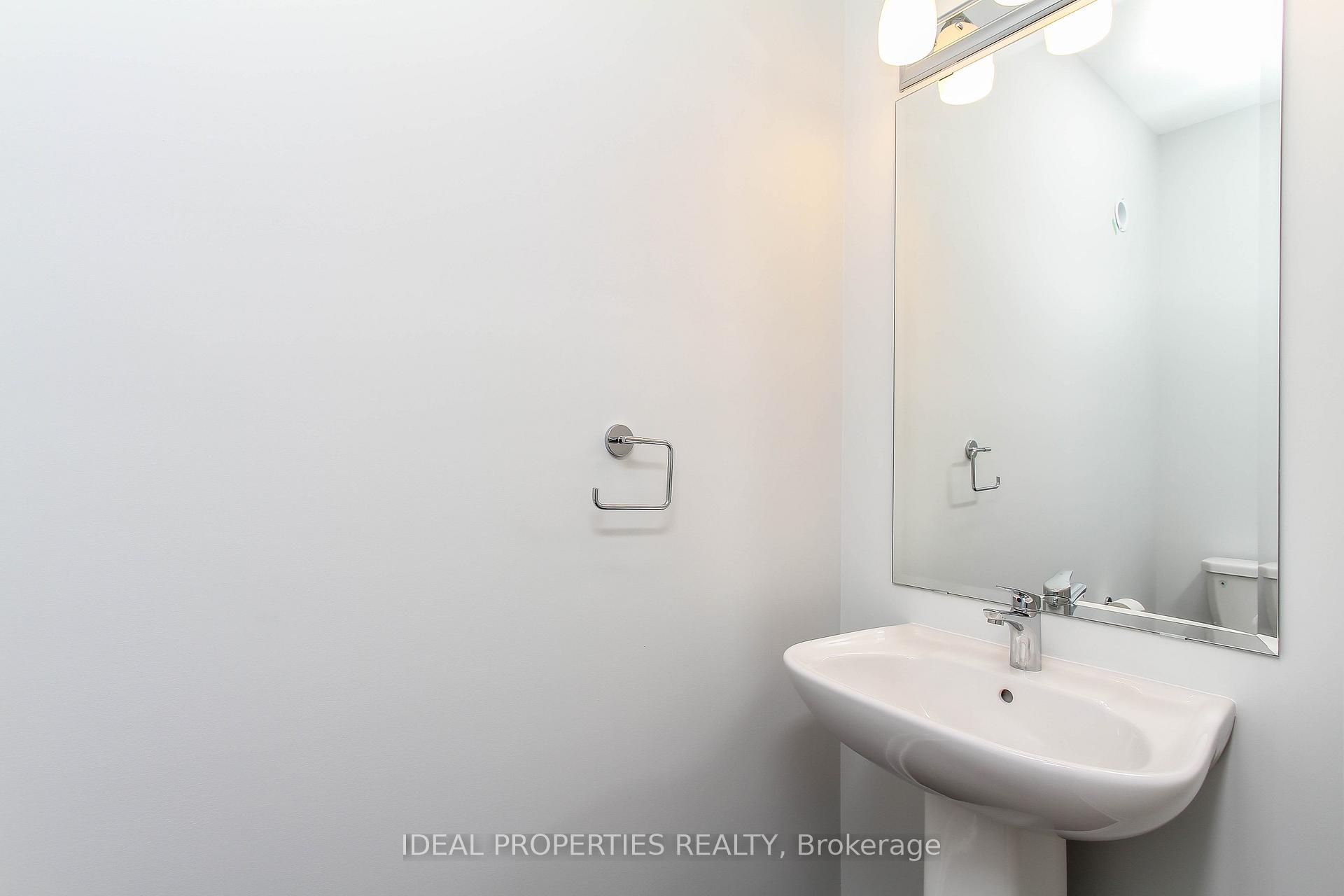 Photo 3 of 702 Doneraile Walk, Ottawa, Barrhaven - Half Moon Bay — HOMEH