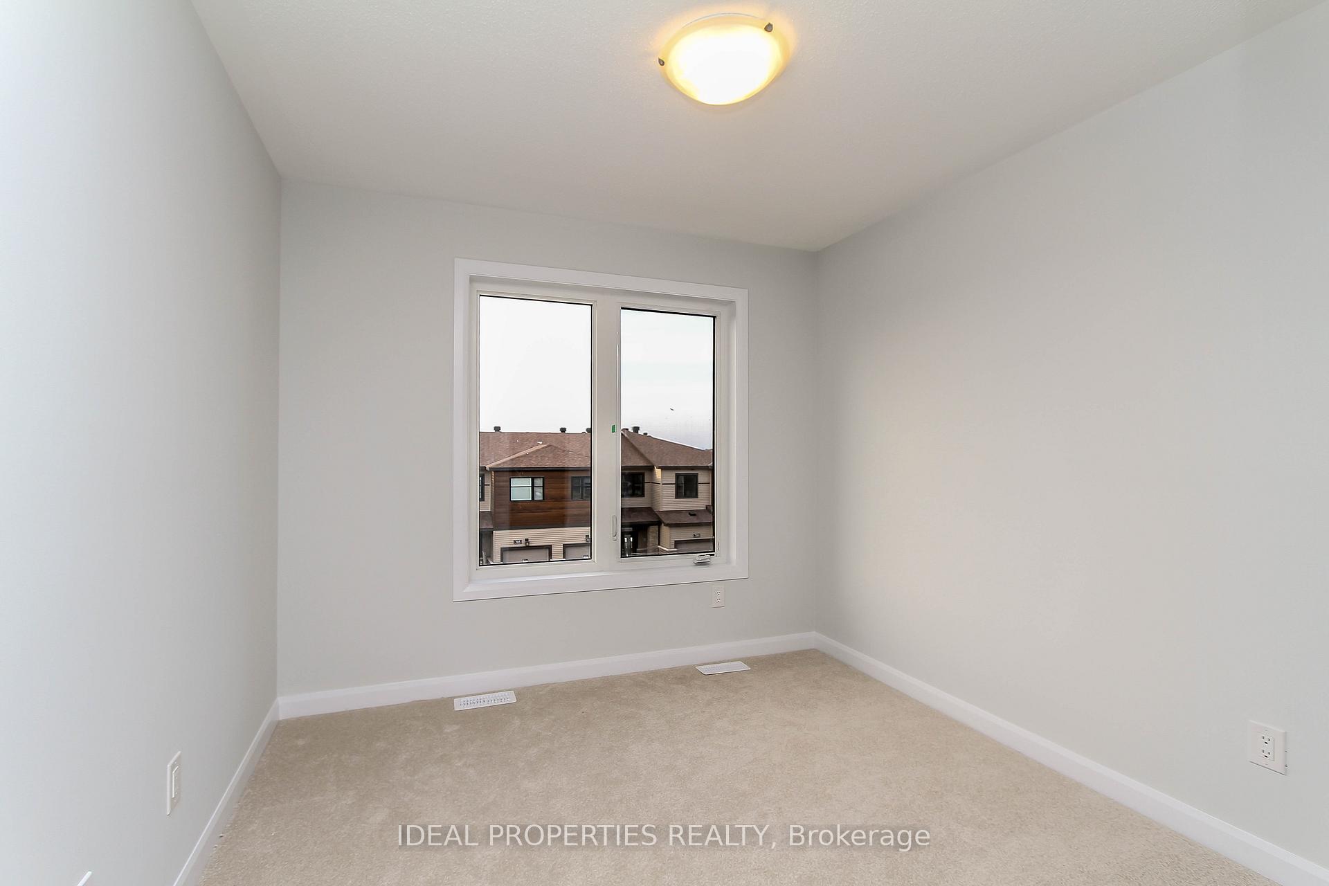 Photo 7 of 702 Doneraile Walk, Ottawa, Barrhaven - Half Moon Bay — HOMEH