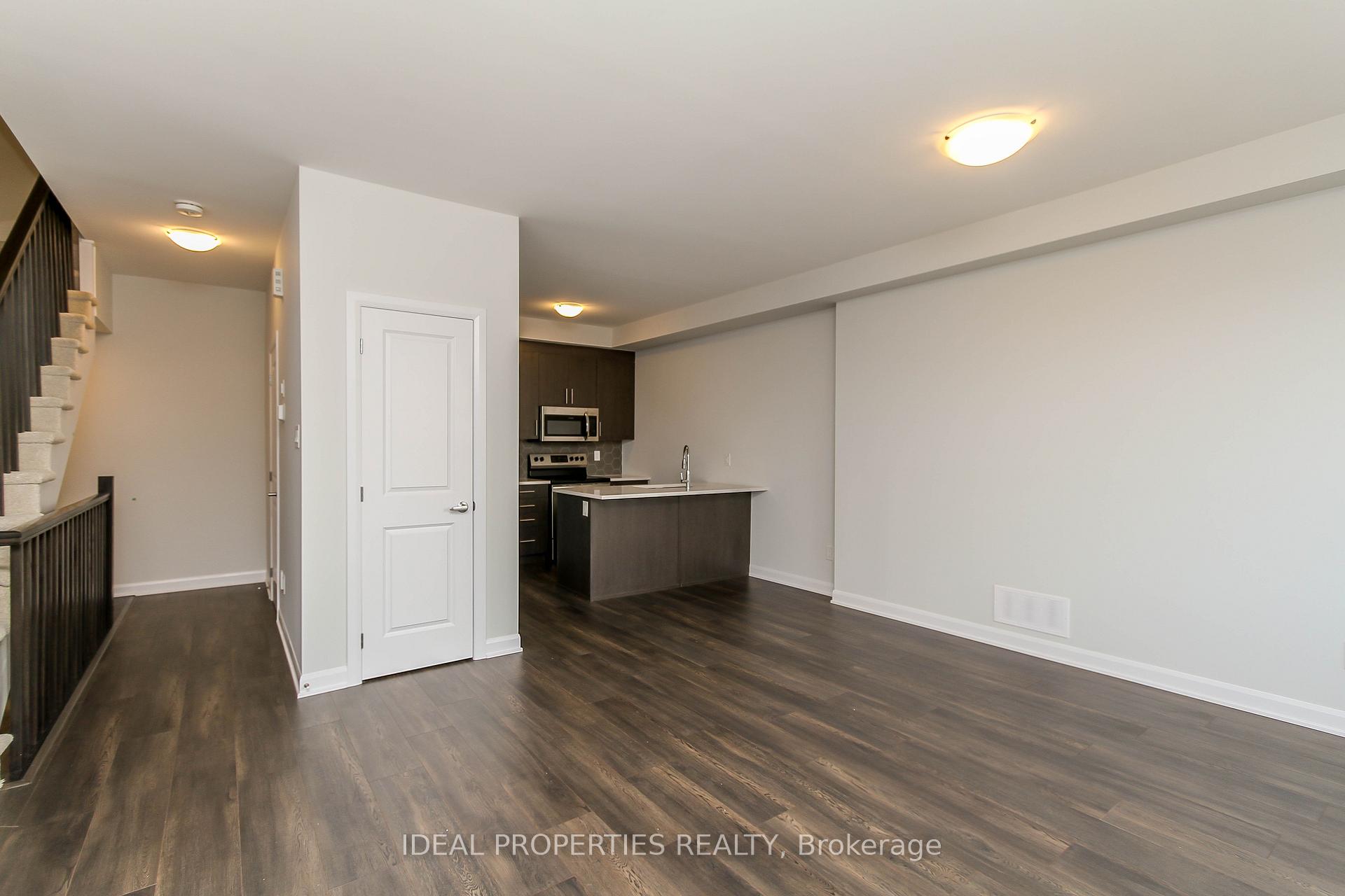 Photo 13 of 702 Doneraile Walk, Ottawa, Barrhaven - Half Moon Bay — HOMEH