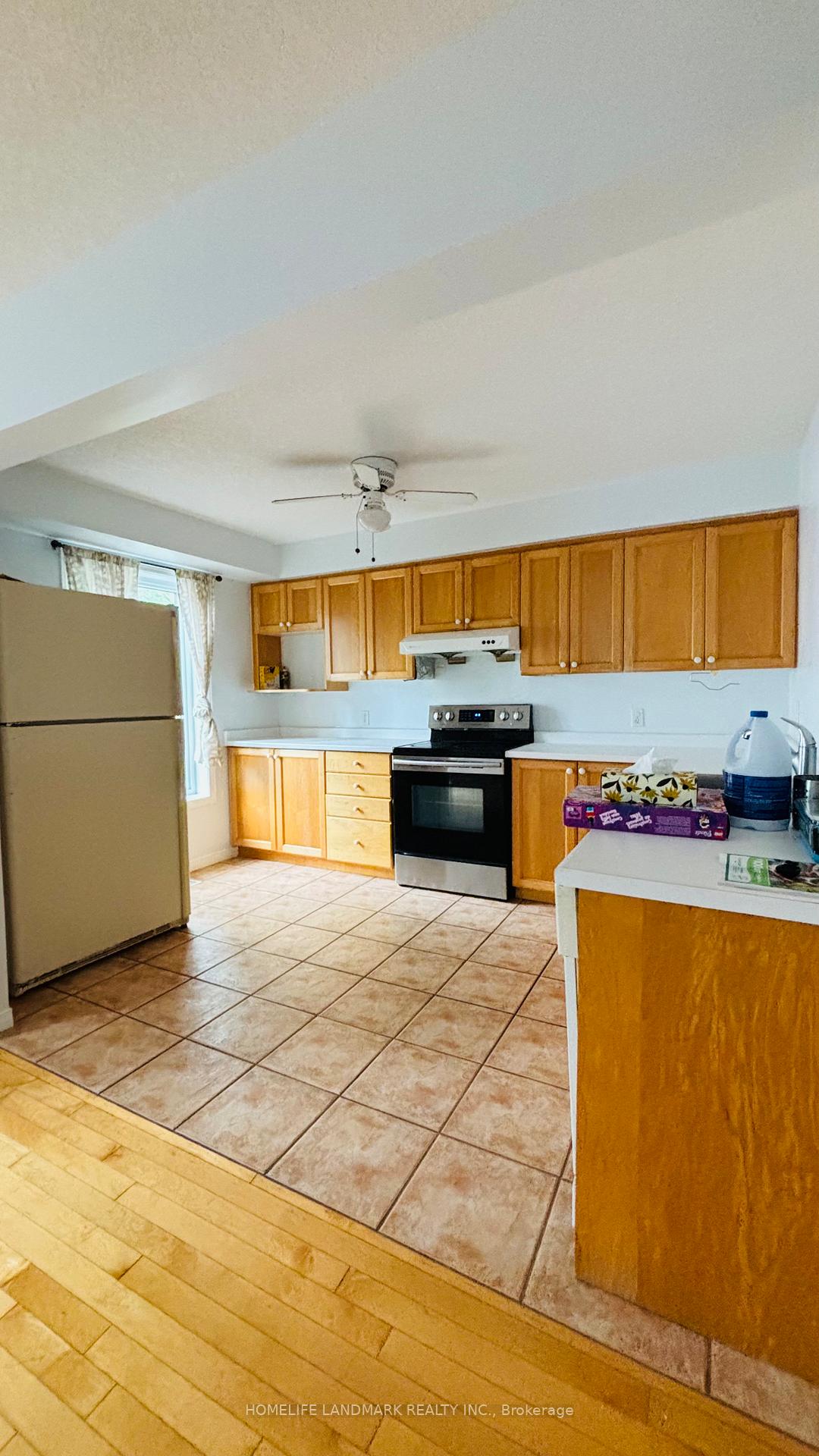 Photo 3 of 704 Keatswood Crescent, Waterloo — HOMEH