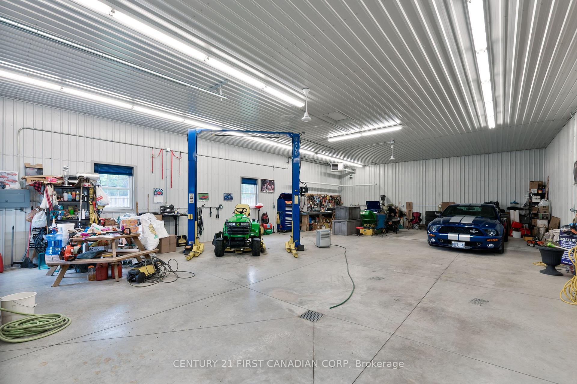 Photo 2 of 24764 Pioneer Line, West Elgin, West Lorne — HOMEH