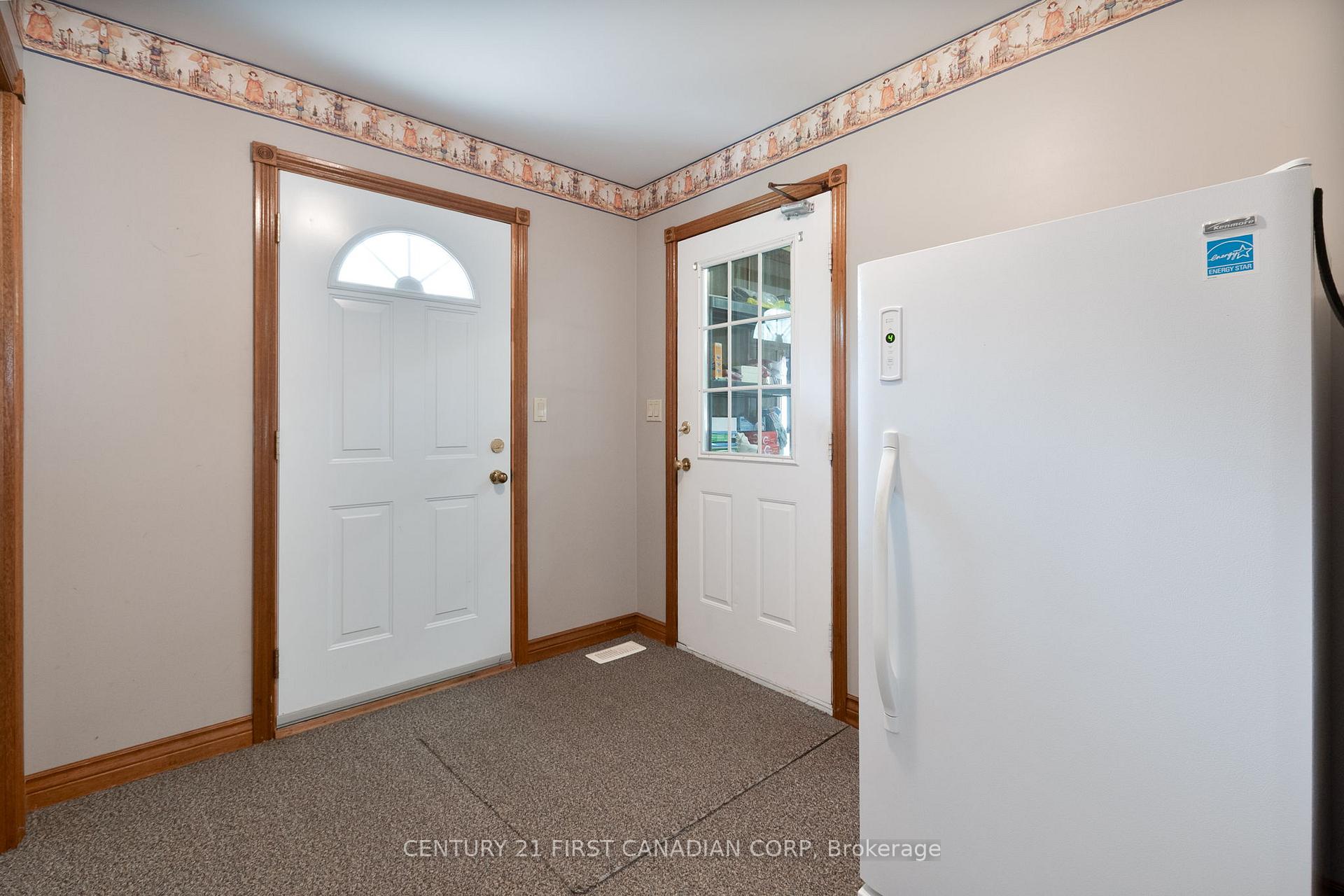 Photo 8 of 24764 Pioneer Line, West Elgin, West Lorne — HOMEH