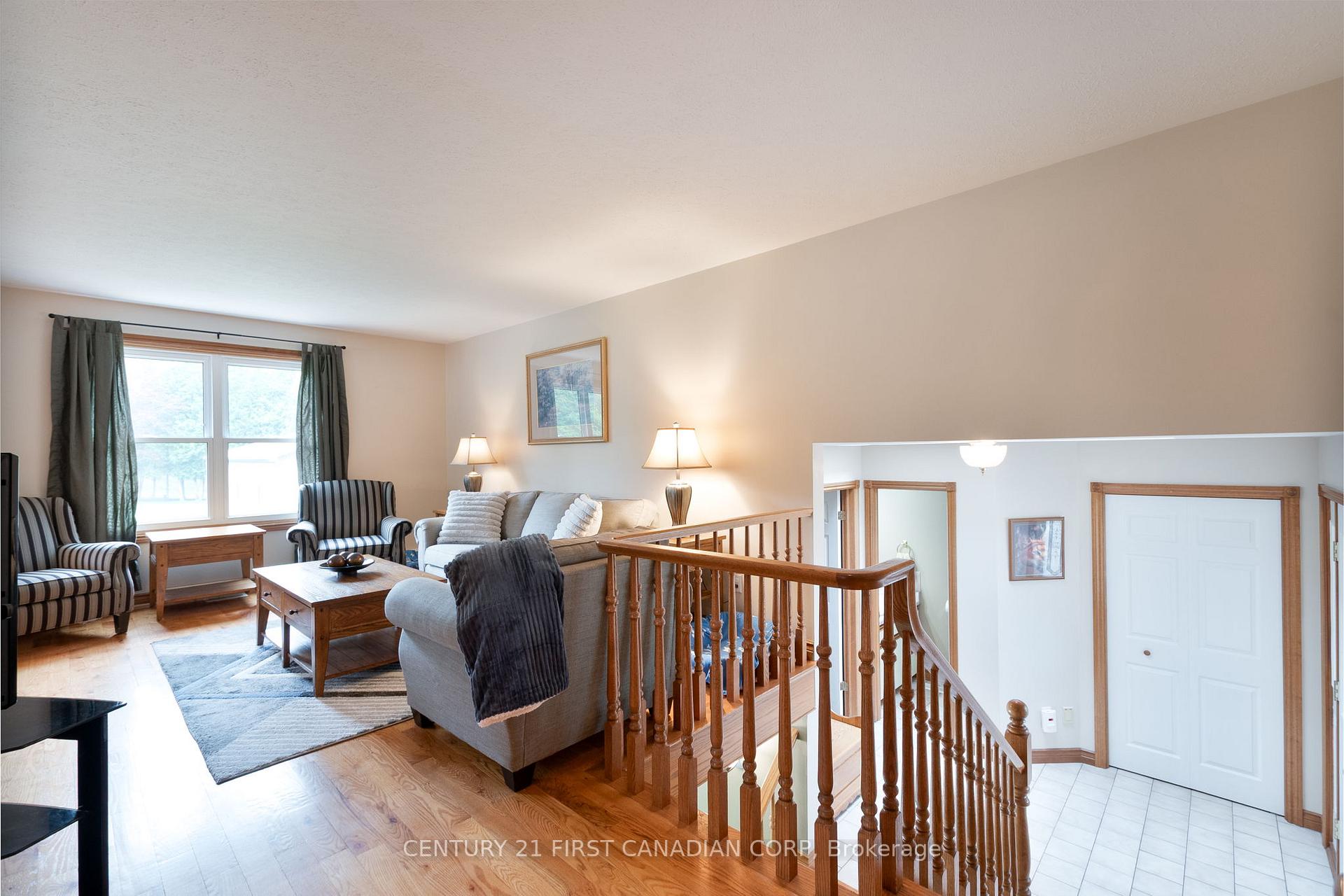 Photo 9 of 24764 Pioneer Line, West Elgin, West Lorne — HOMEH