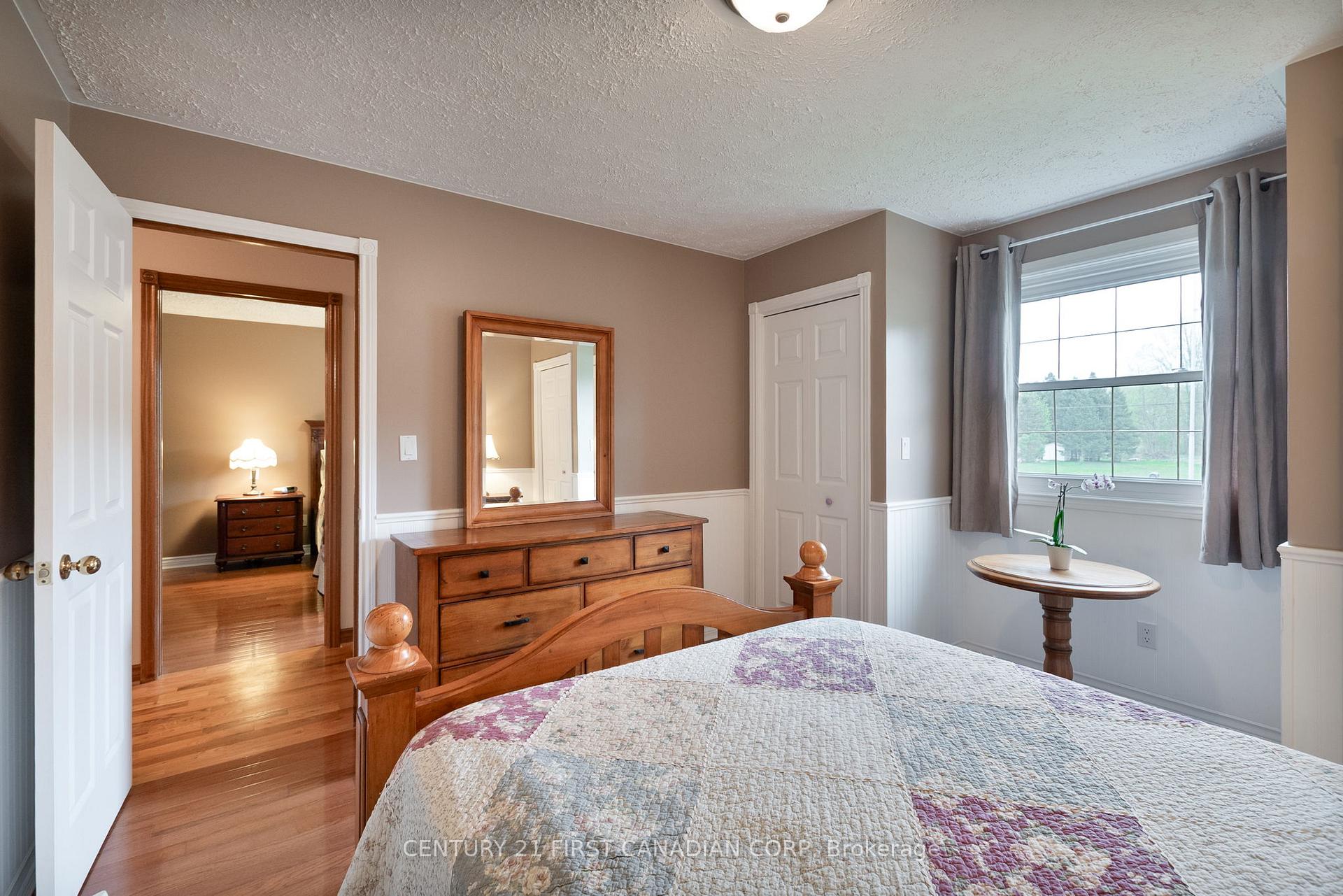 Photo 22 of 24764 Pioneer Line, West Elgin, West Lorne — HOMEH