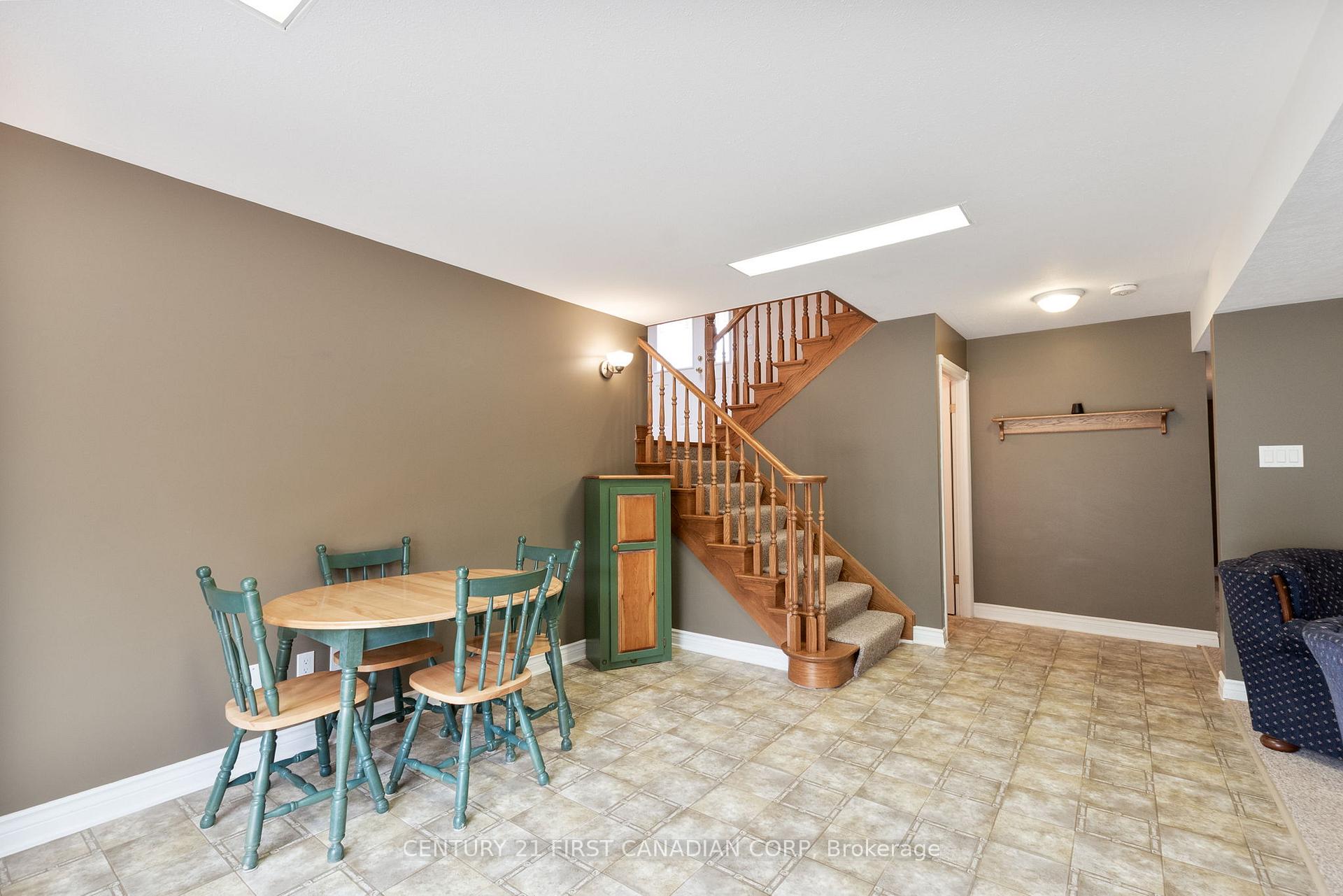 Photo 28 of 24764 Pioneer Line, West Elgin, West Lorne — HOMEH