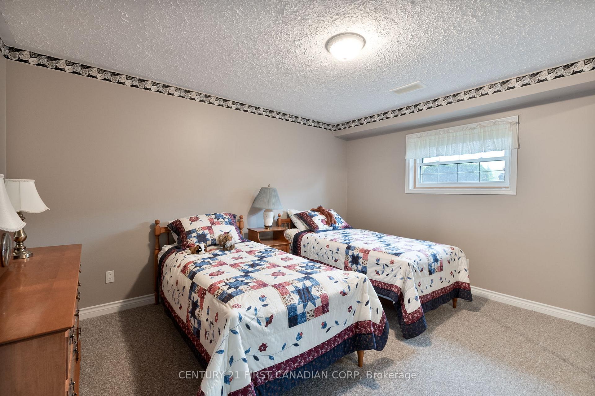 Photo 31 of 24764 Pioneer Line, West Elgin, West Lorne — HOMEH