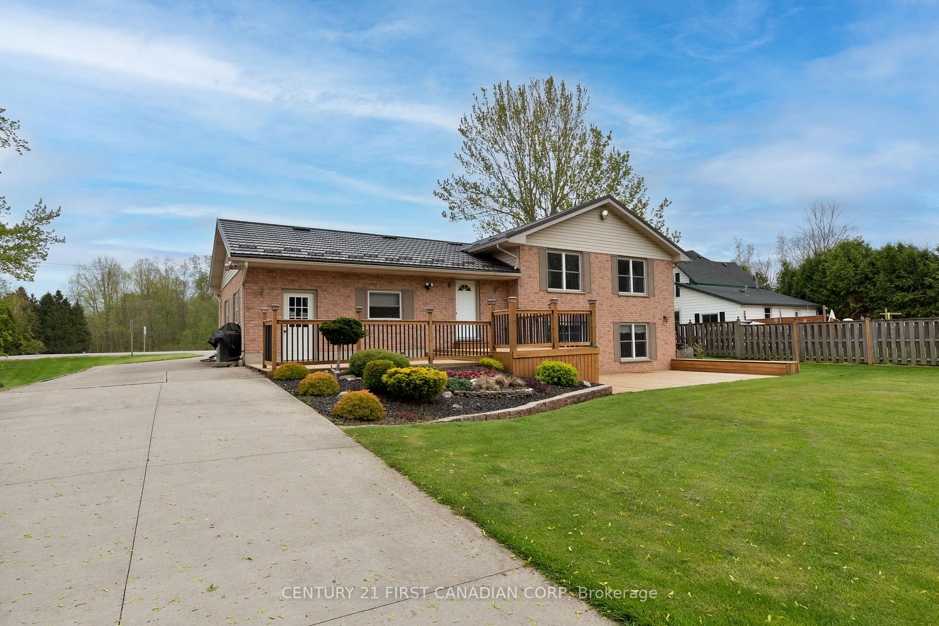 Photo 38 of 24764 Pioneer Line, West Elgin, West Lorne — HOMEH