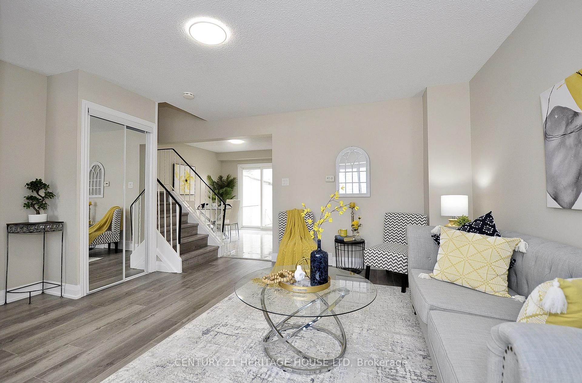 Photo 8 of 262 Northlake Drive, Waterloo — HOMEH