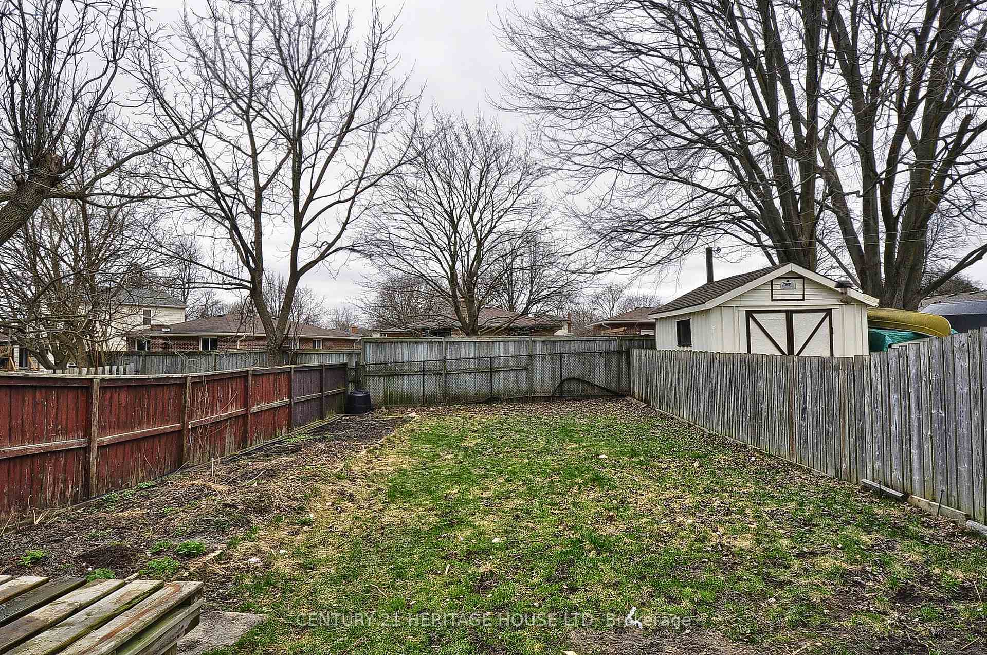 Photo 29 of 262 Northlake Drive, Waterloo — HOMEH
