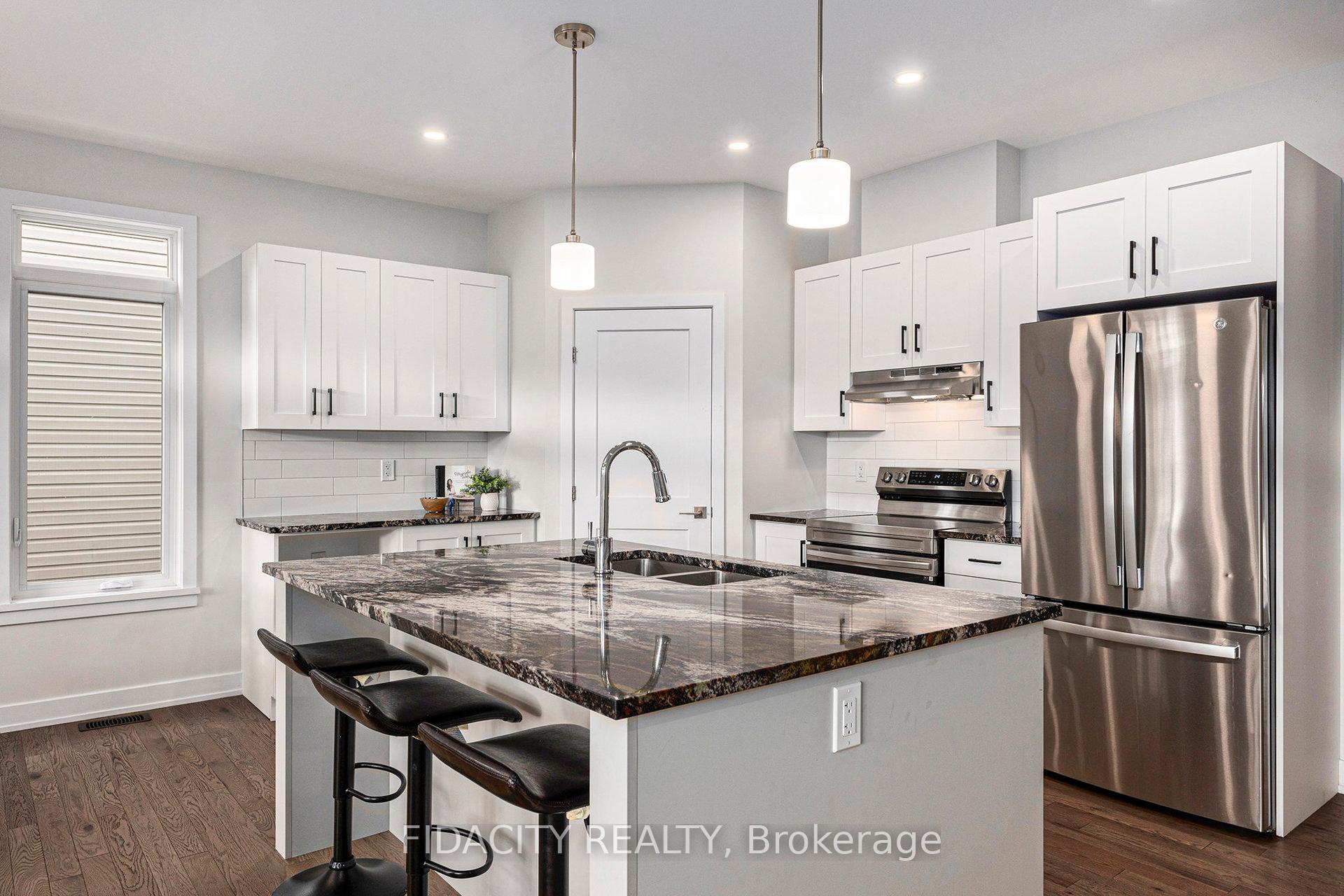 Photo 9 of 21 Mac Beattie Drive, Arnprior — HOMEH