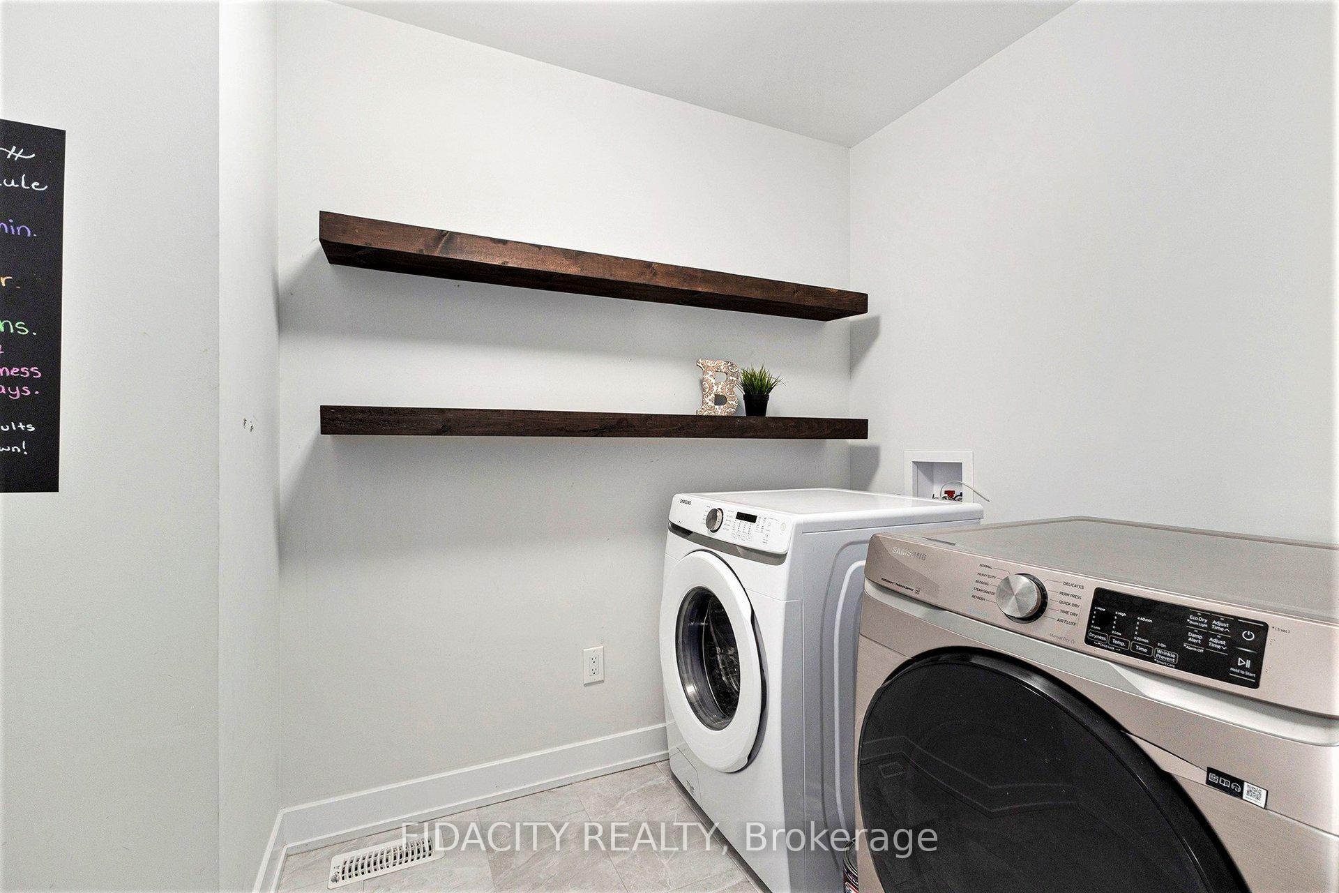 Photo 10 of 21 Mac Beattie Drive, Arnprior — HOMEH