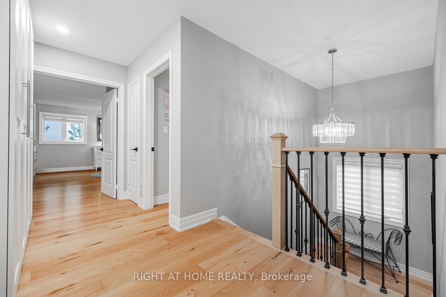 Photo 16 of 488 Royalpark Way, Vaughan, Elder Mills — HOMEH