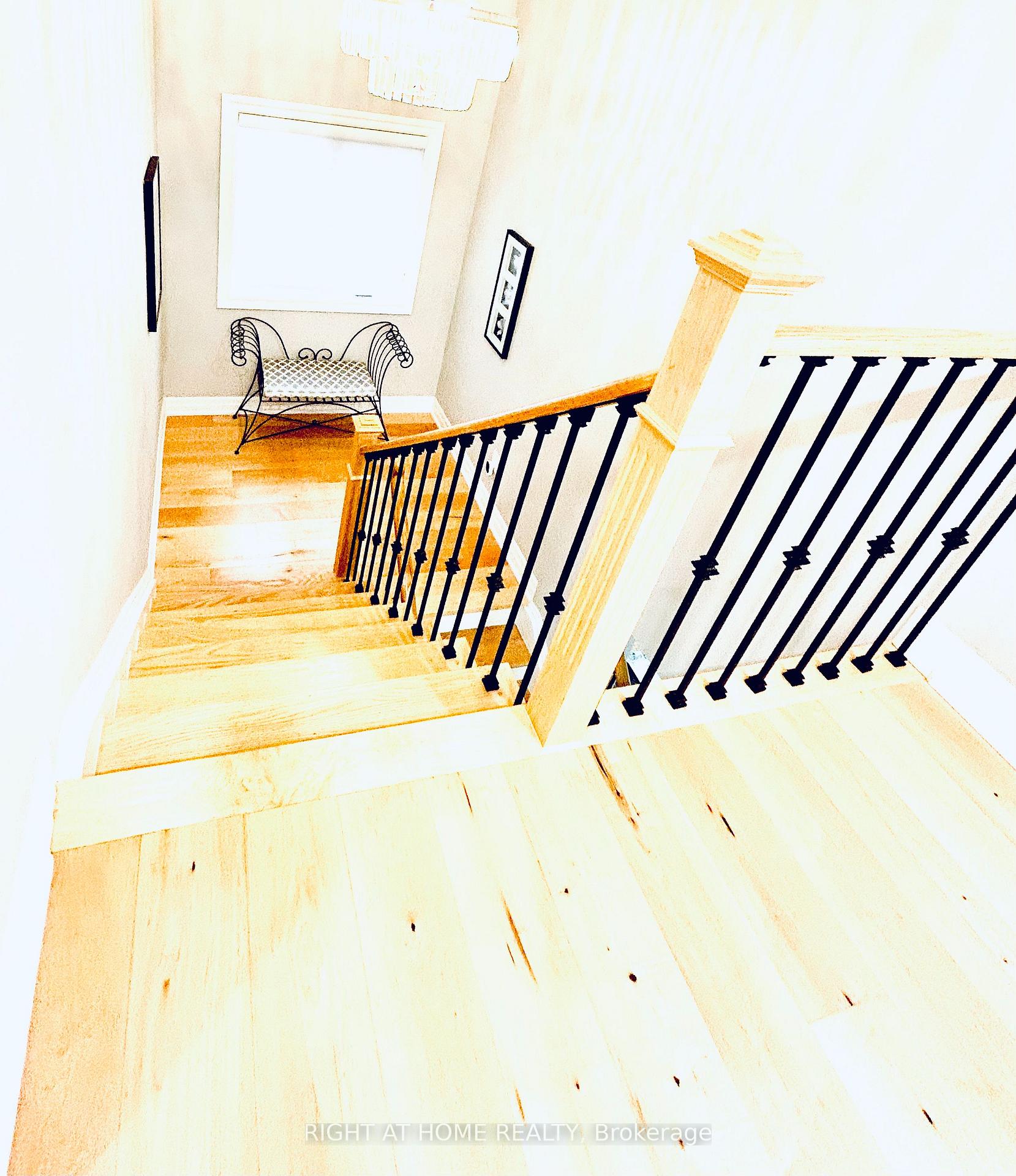 Photo 17 of 488 Royalpark Way, Vaughan, Elder Mills — HOMEH