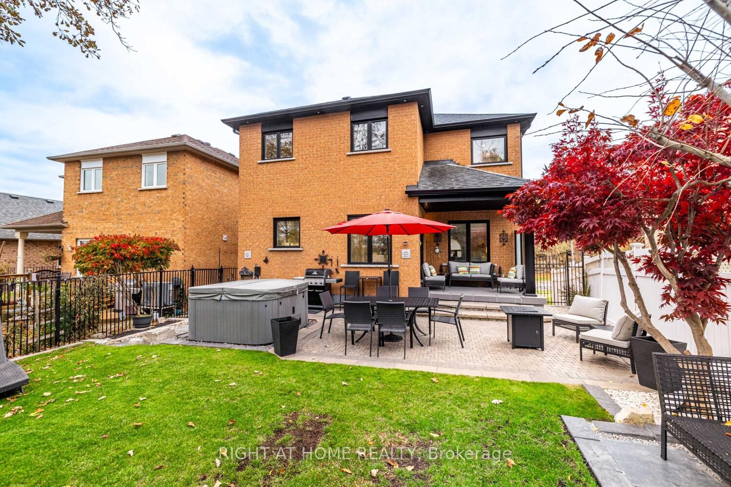 Photo 36 of 488 Royalpark Way, Vaughan, Elder Mills — HOMEH