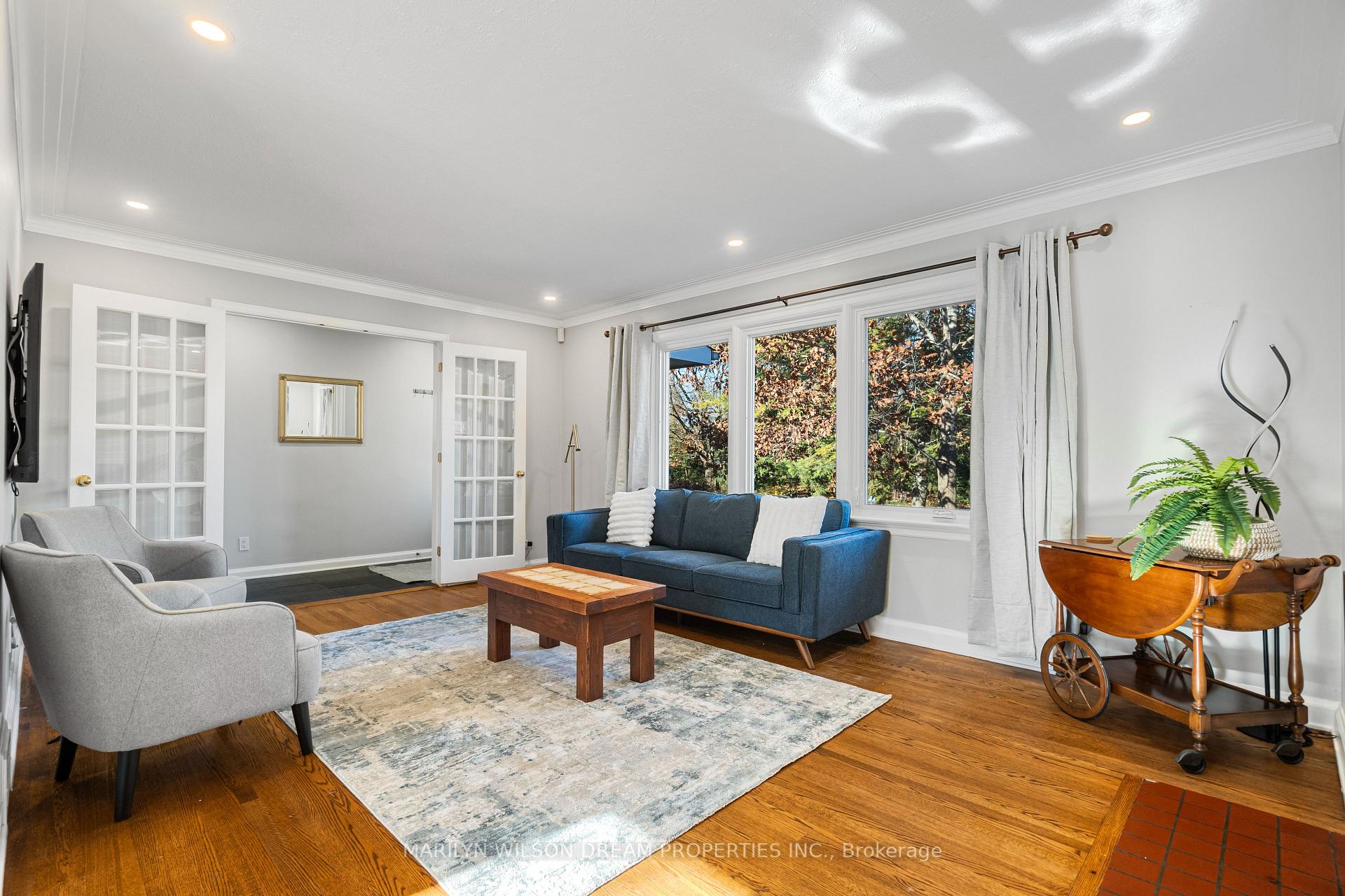 Photo 8 of 446 Thessaly Circle, Ottawa, Alta Vista/Faircrest Heights — HOMEH